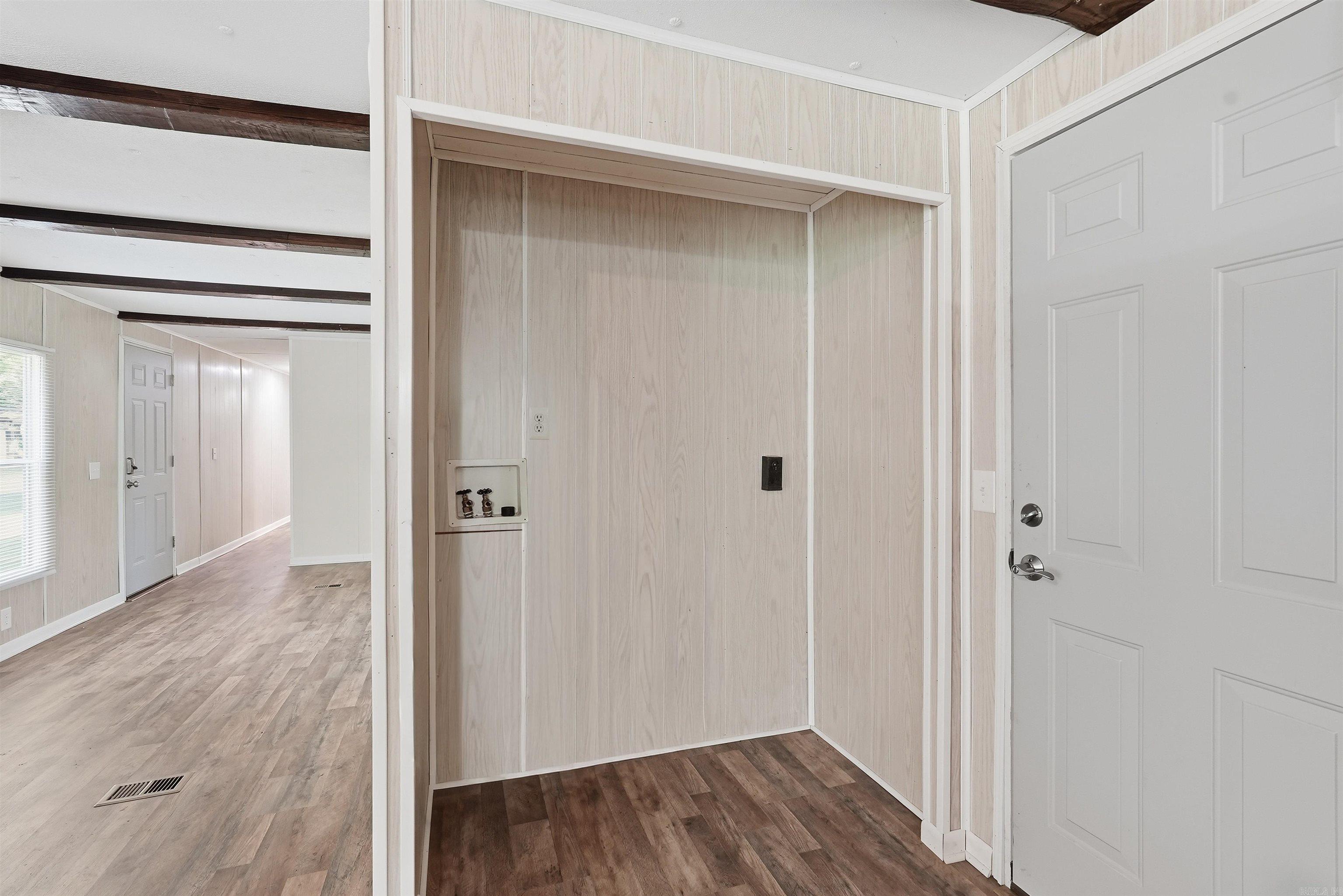 Lake Hamilton Shores - Residential