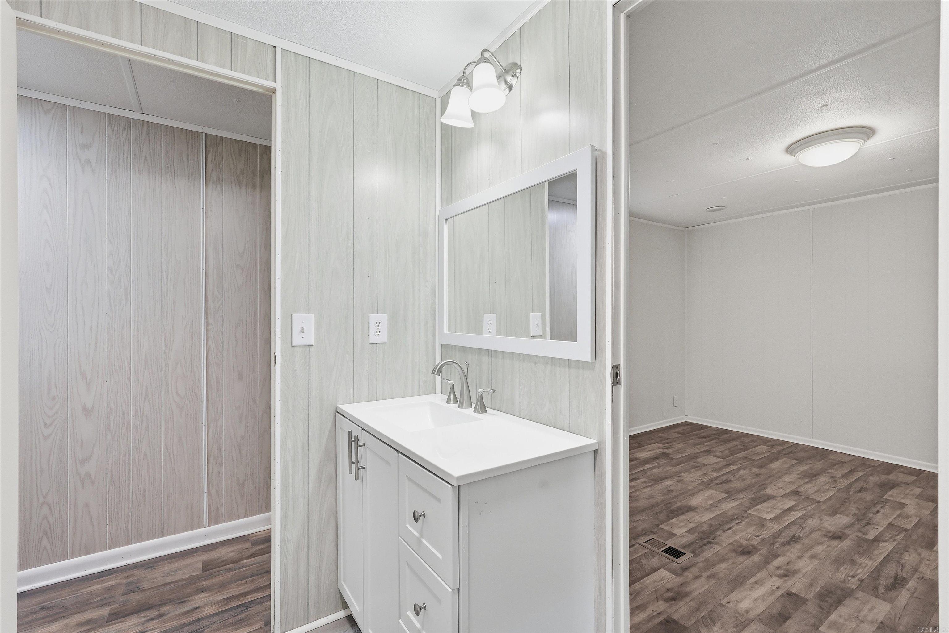 Lake Hamilton Shores - Residential