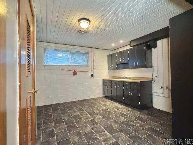 M&B PIGGOTT 2-20-8 - Residential