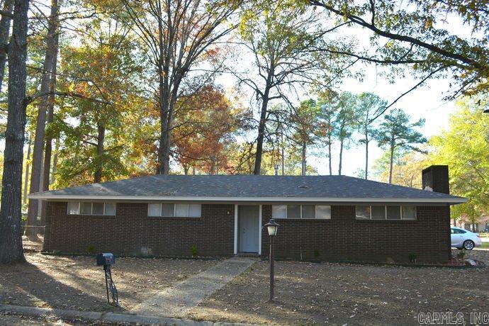 Cute 3BR/2BA home in the Allendale subdivision. This home has a fireplace, tile/carpeted flooring, and a partially fenced yard. It is located in a nice quiet neighborhood, close to all the shopping at the Geyer Springs/Baseline intersection.