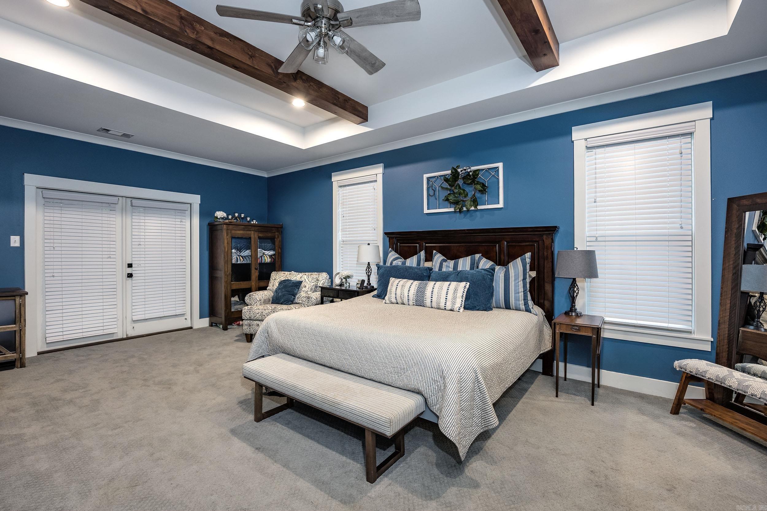 HORSE SHOE LAKE ESTATES - Residential
