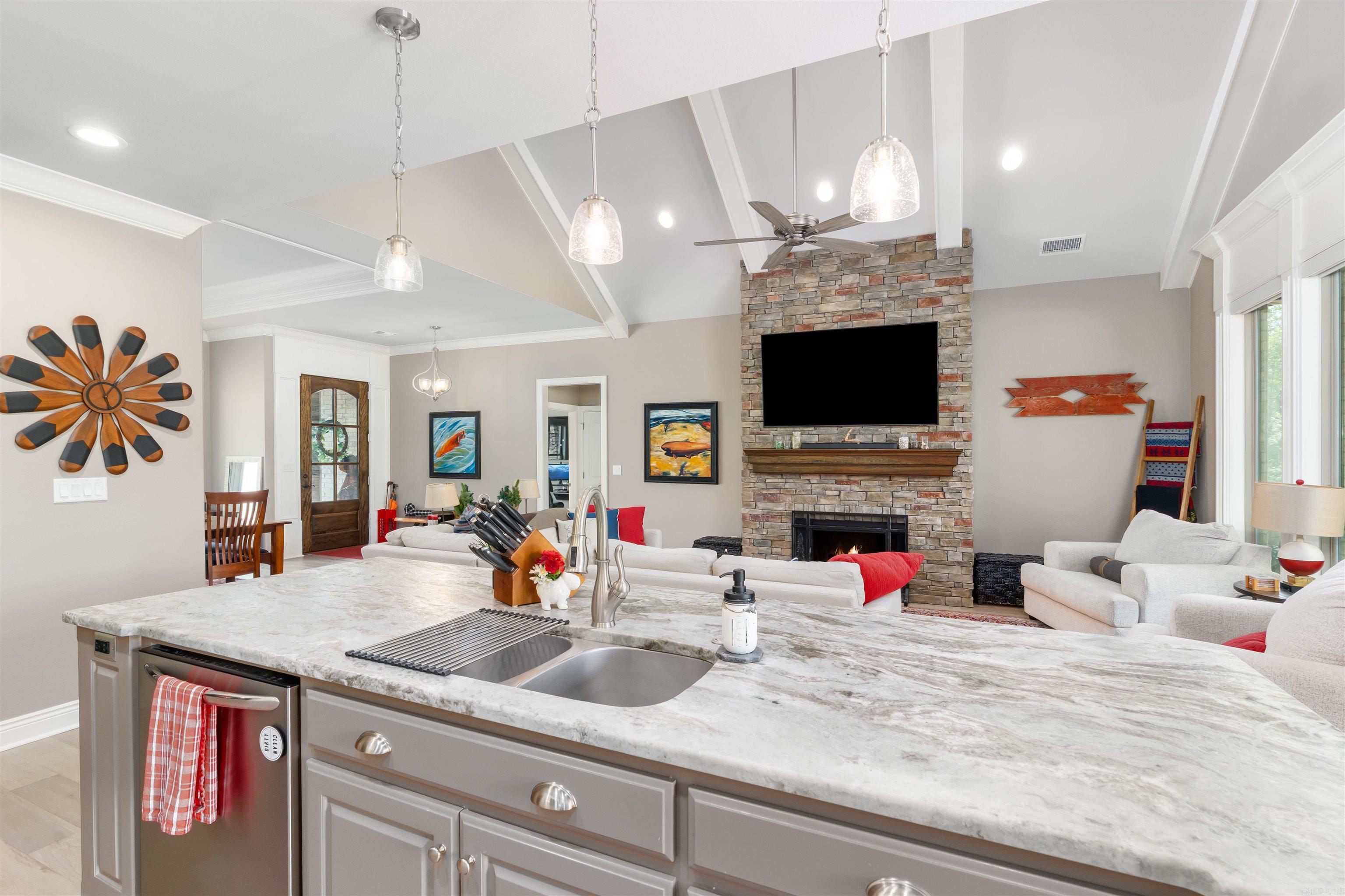 LADERA - Residential