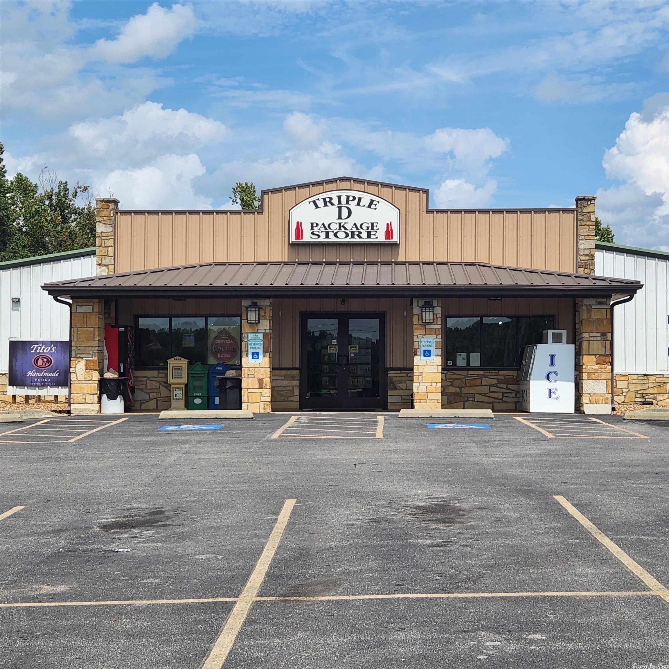 COMMERCIAL PARK ADDN - Commercial Sale