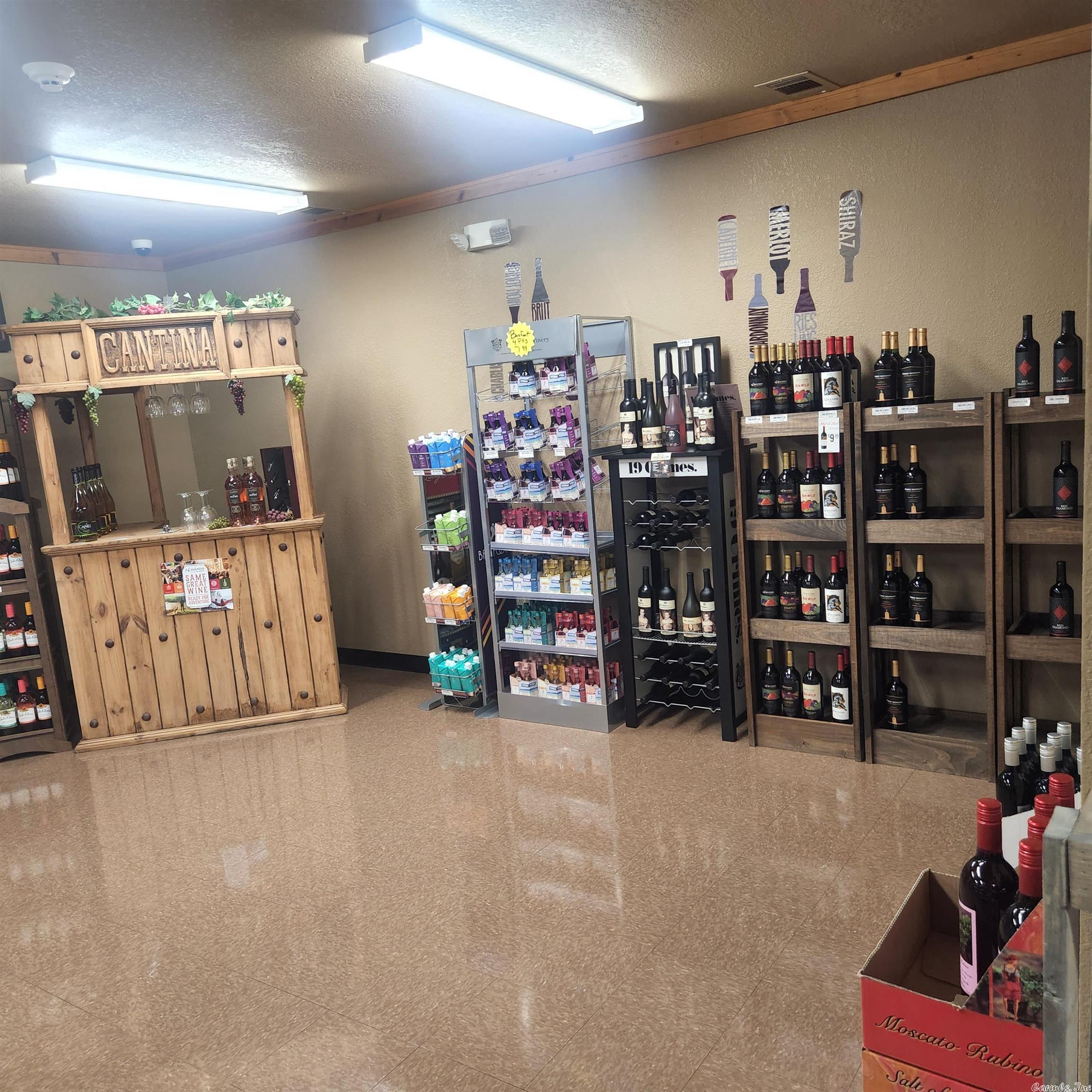 COMMERCIAL PARK ADDN - Commercial Sale