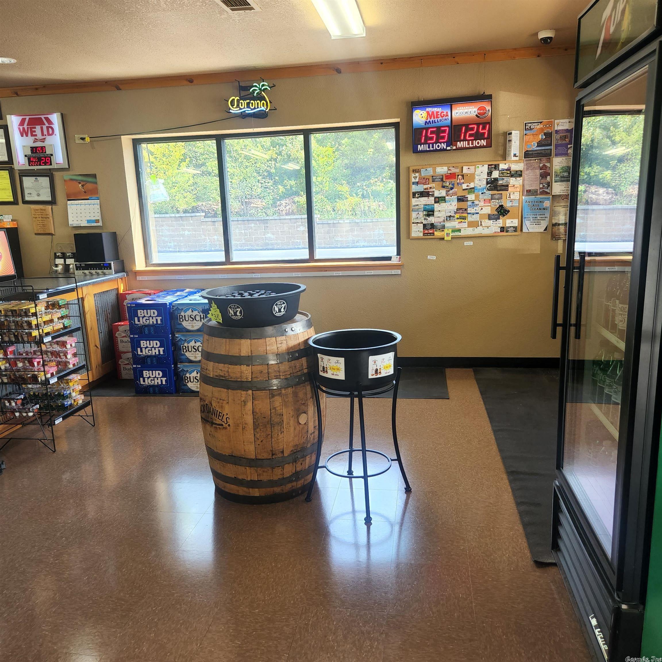 COMMERCIAL PARK ADDN - Commercial Sale