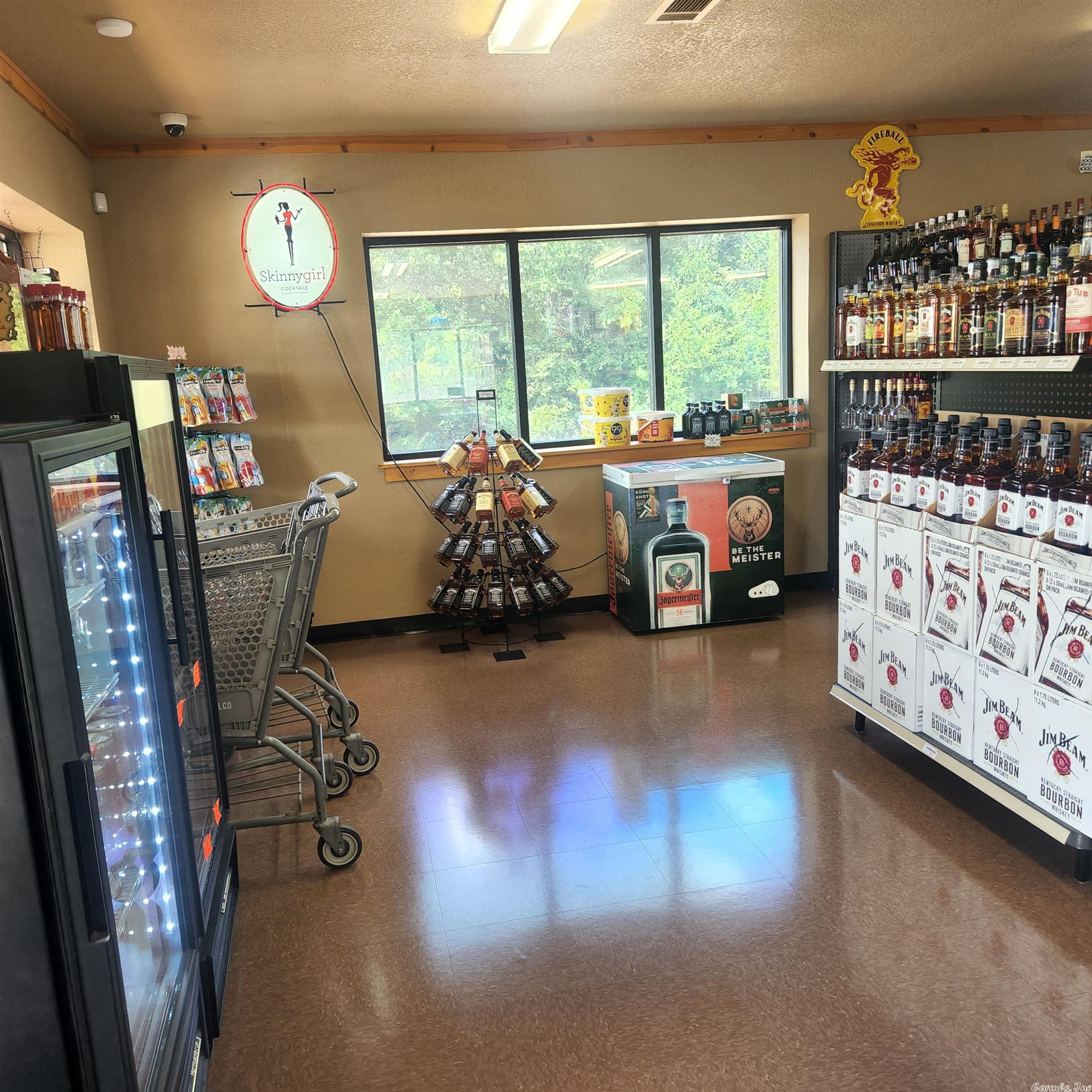 COMMERCIAL PARK ADDN - Commercial Sale