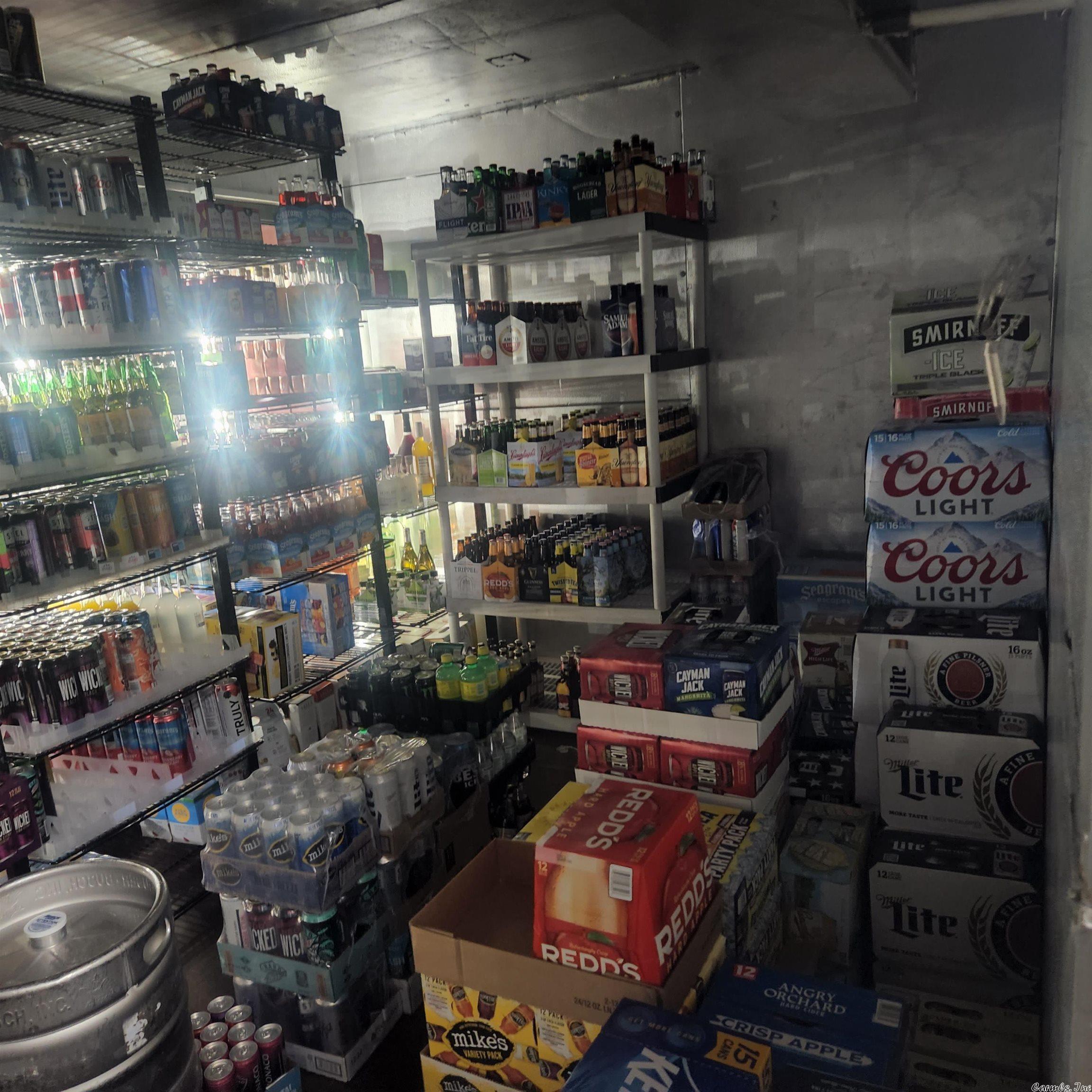 COMMERCIAL PARK ADDN - Commercial Sale