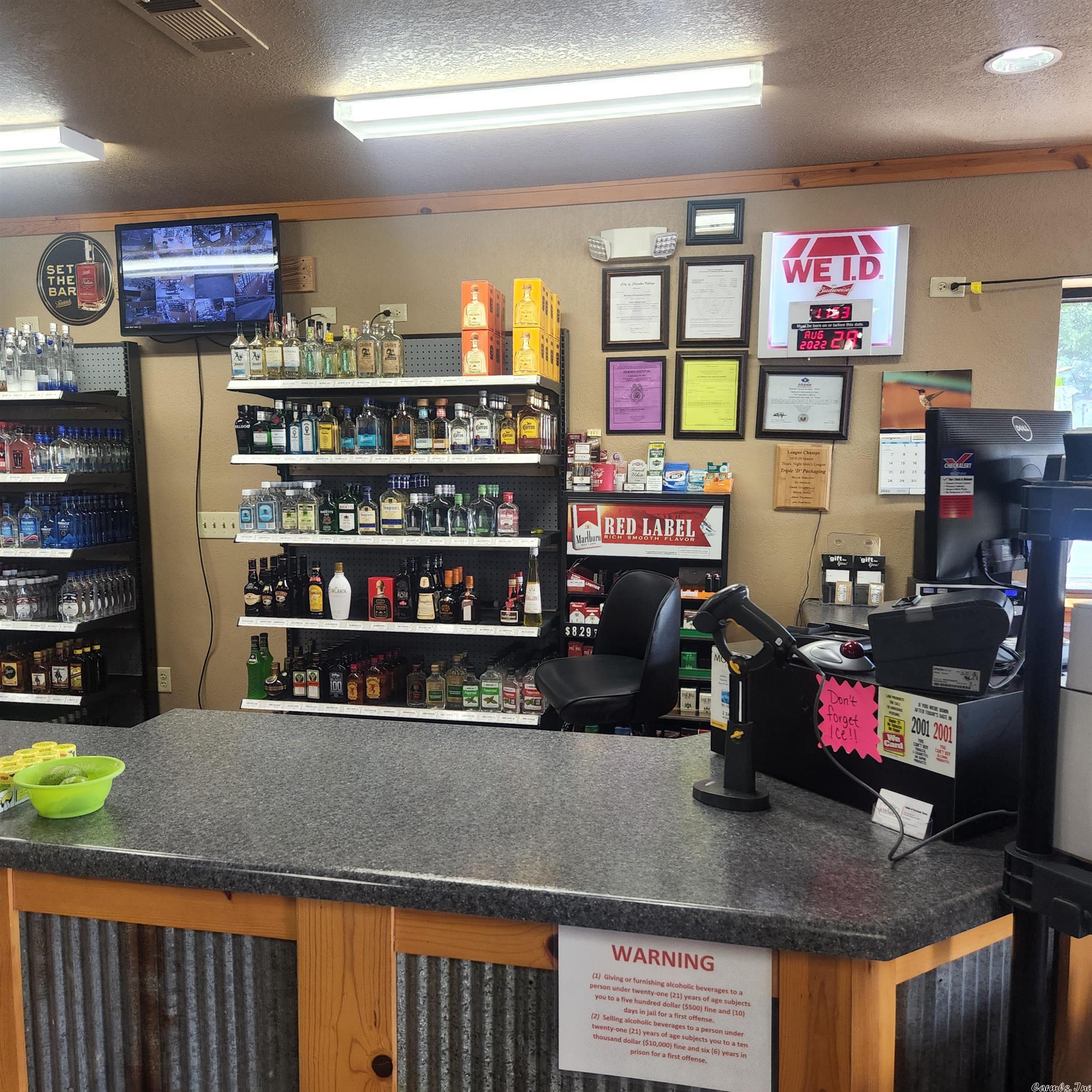COMMERCIAL PARK ADDN - Commercial Sale