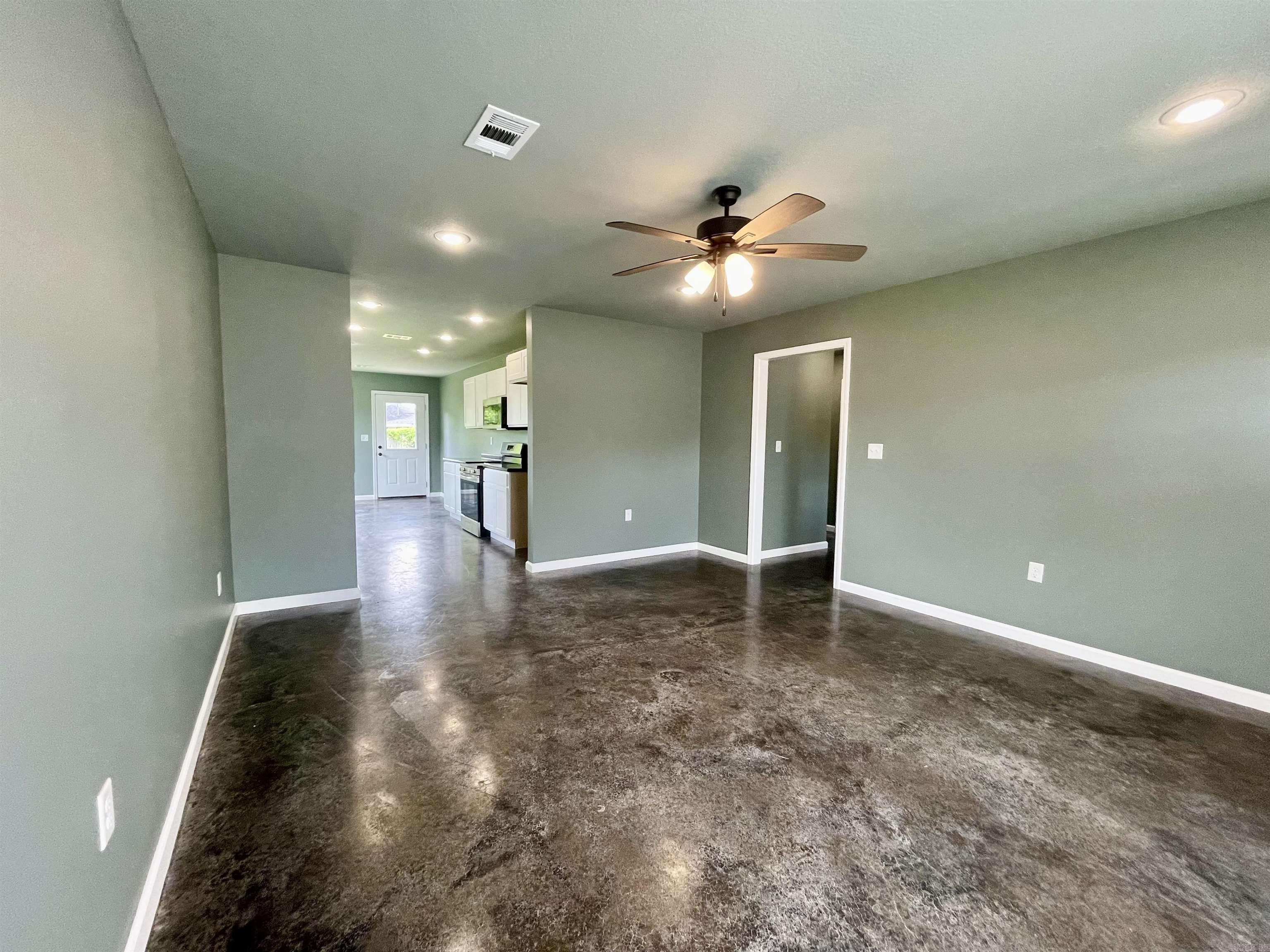 POINSETT LUMBER & MFG CO 4TH - Residential