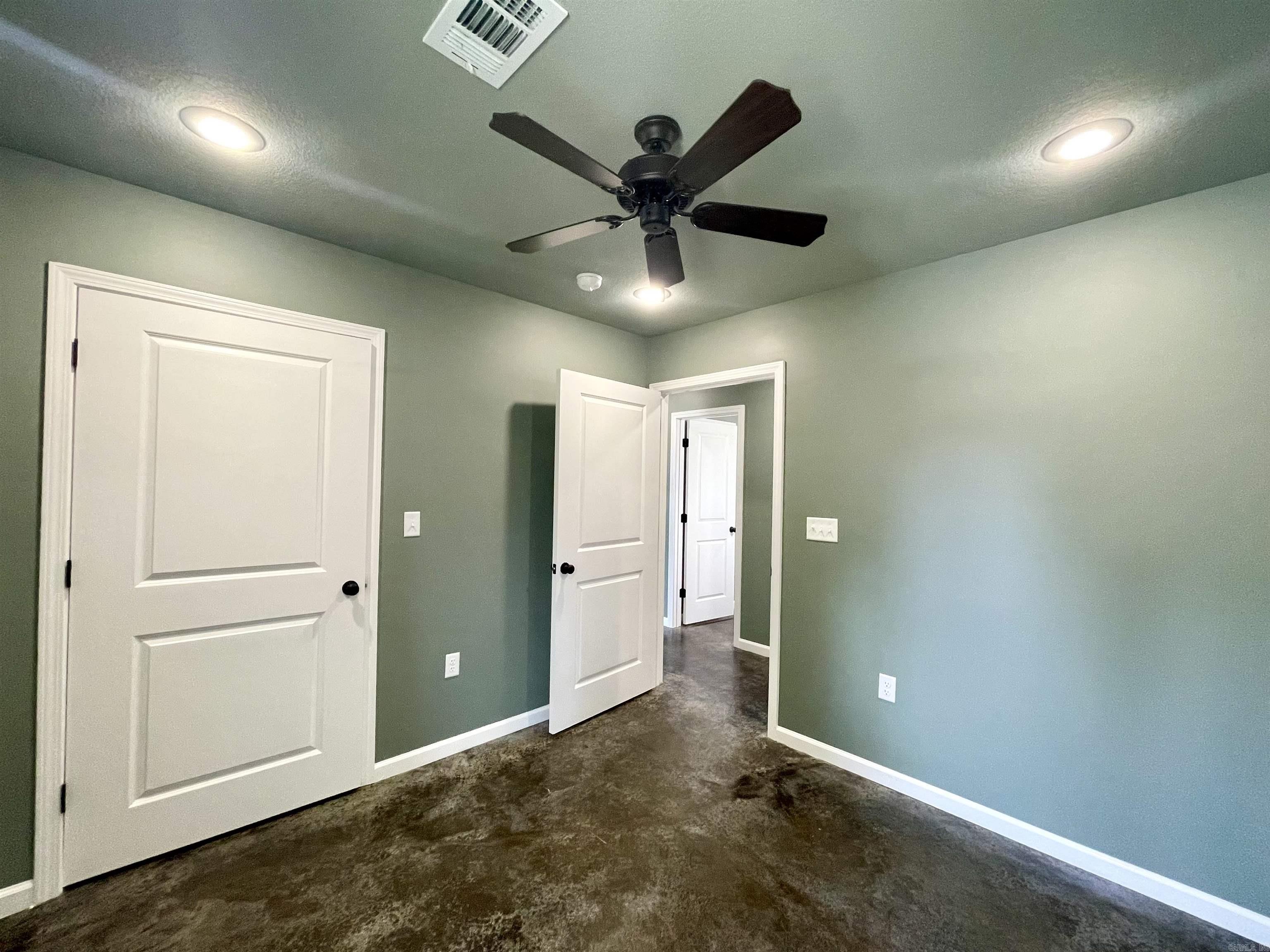 POINSETT LUMBER & MFG CO 4TH - Residential