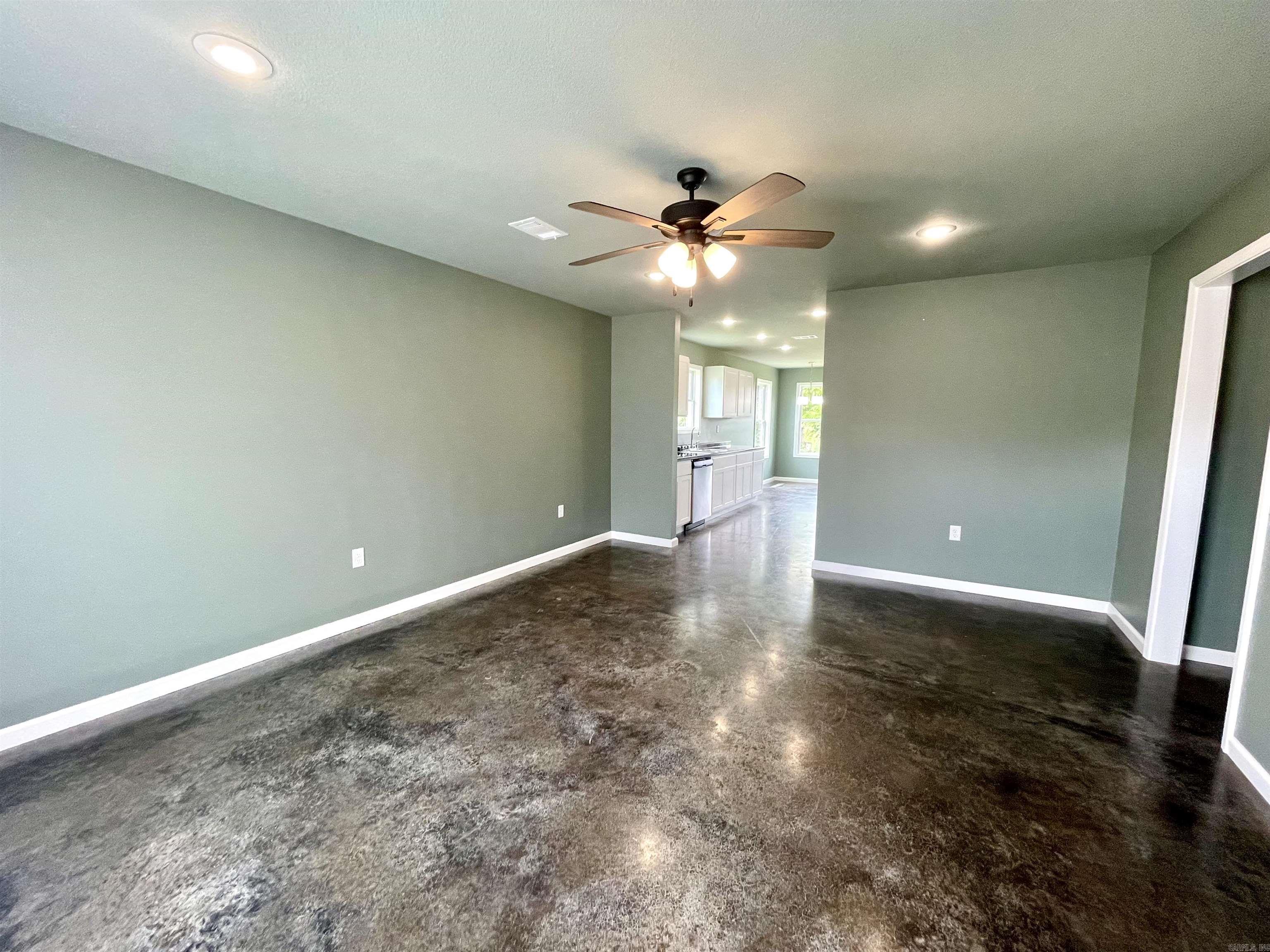POINSETT LUMBER & MFG CO 4TH - Residential