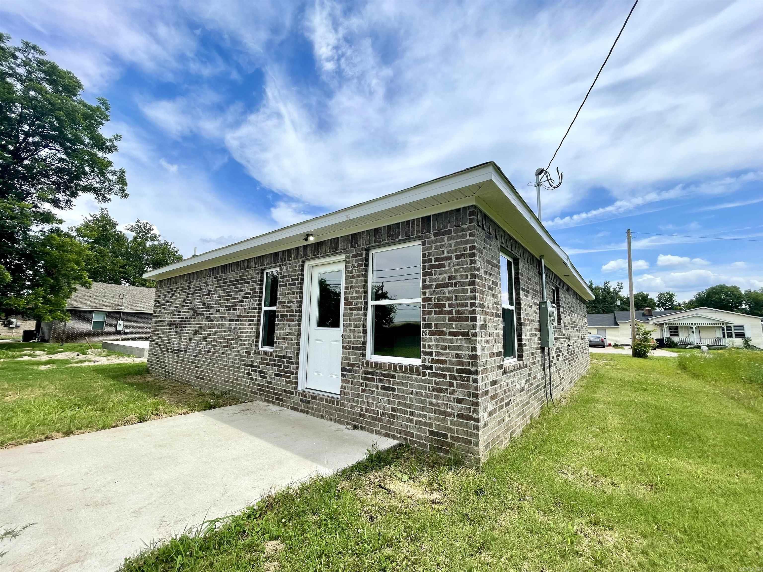 POINSETT LUMBER & MFG CO 4TH - Residential