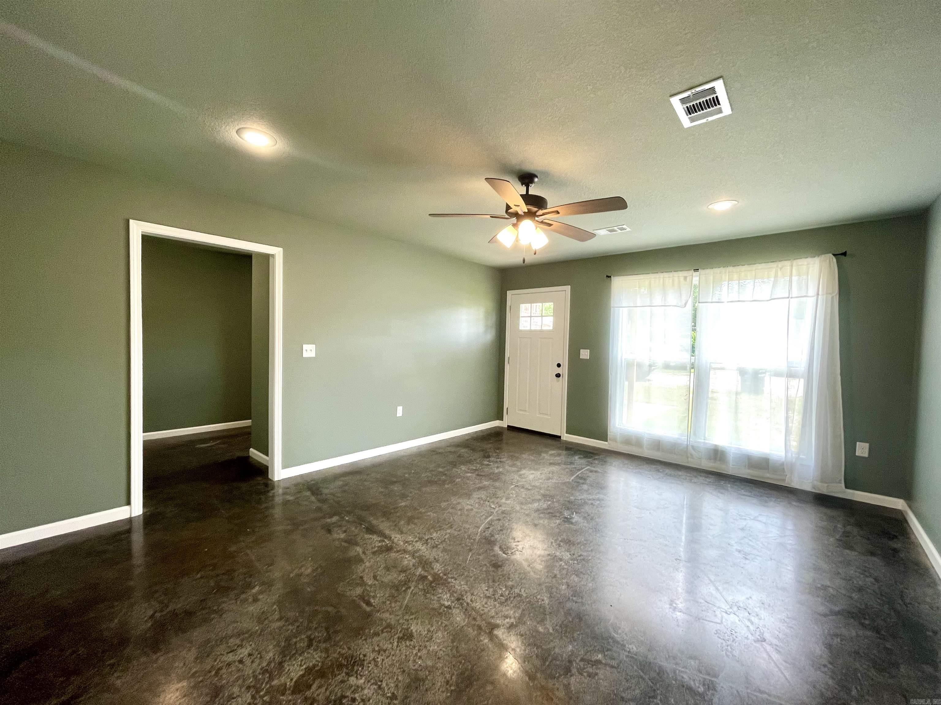 POINSETT LUMBER & MFG CO 4TH - Residential