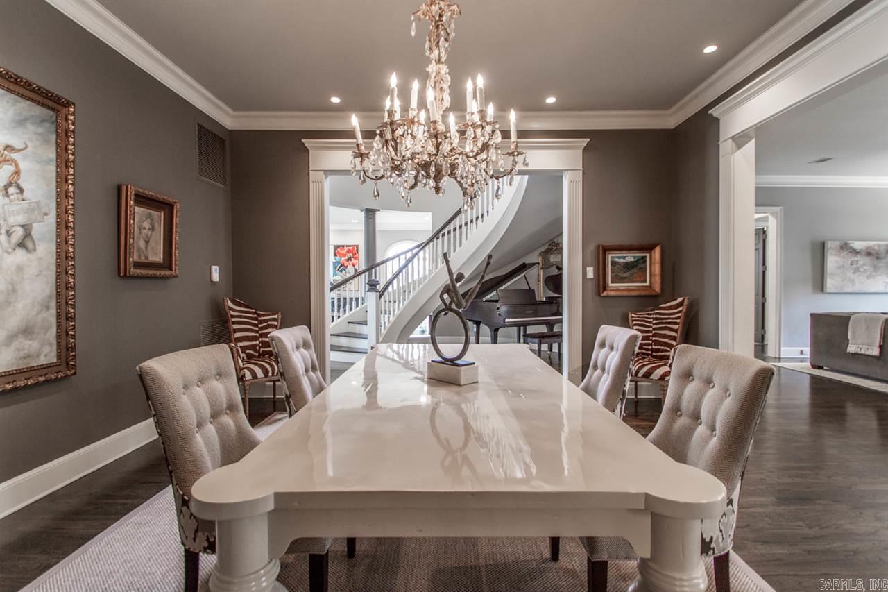 COUNTRY CLUB HGTS - Residential