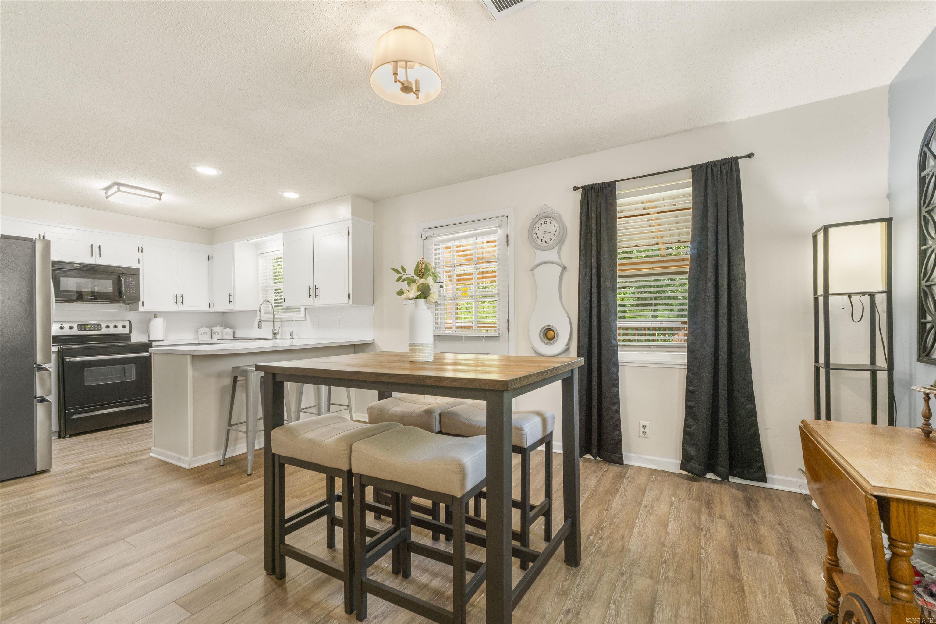 FORREST HILL - Residential