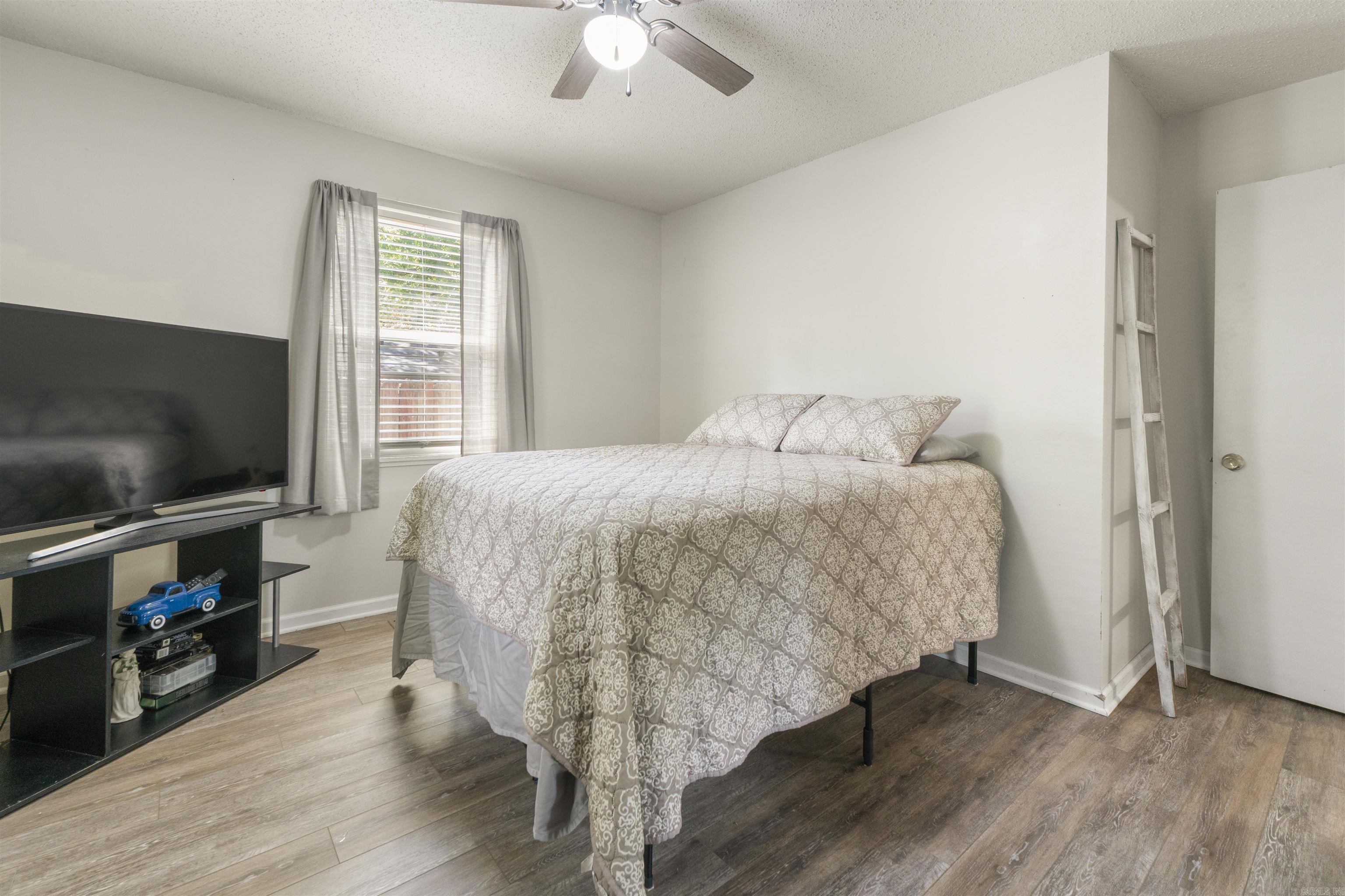FORREST HILL - Residential