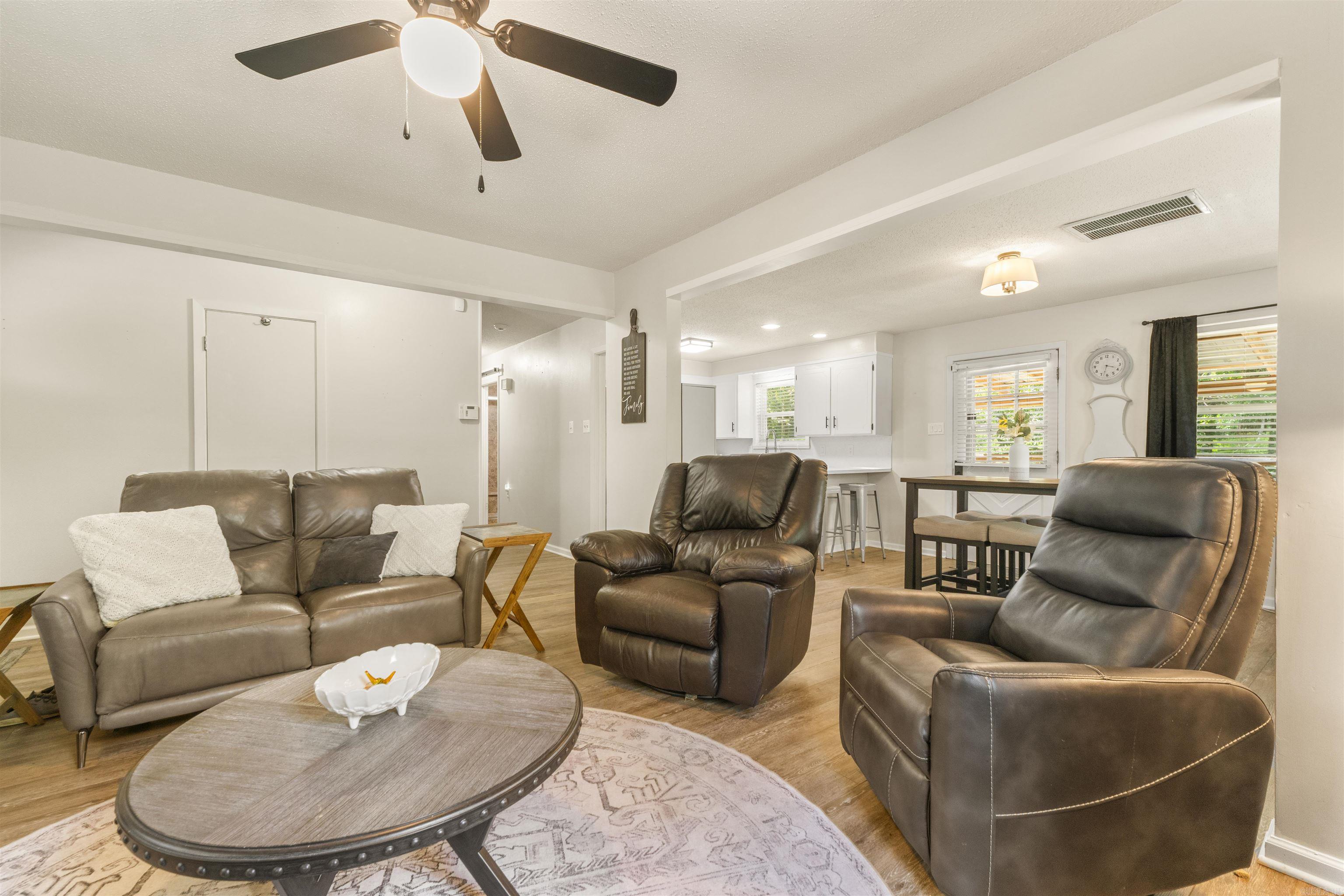 FORREST HILL - Residential