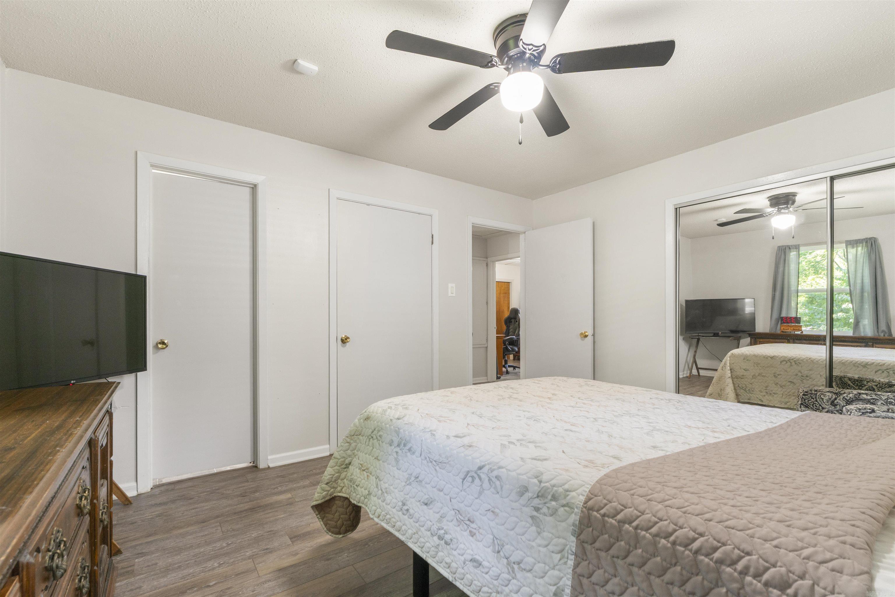 FORREST HILL - Residential