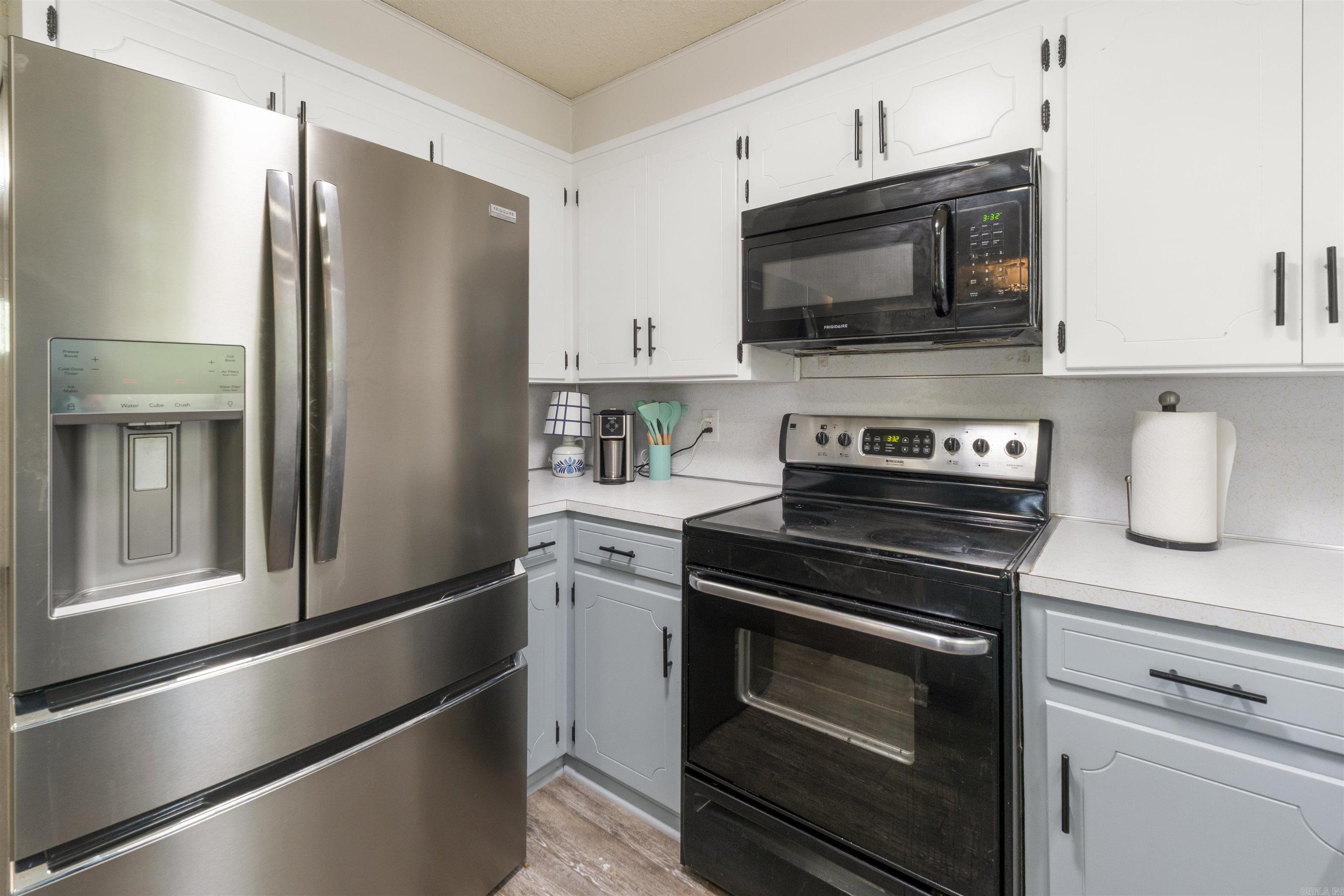 FORREST HILL - Residential