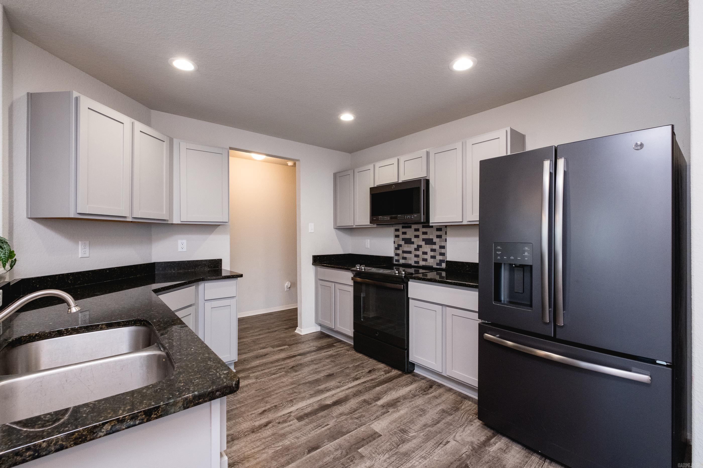 FAULKNER CROSSING - Residential