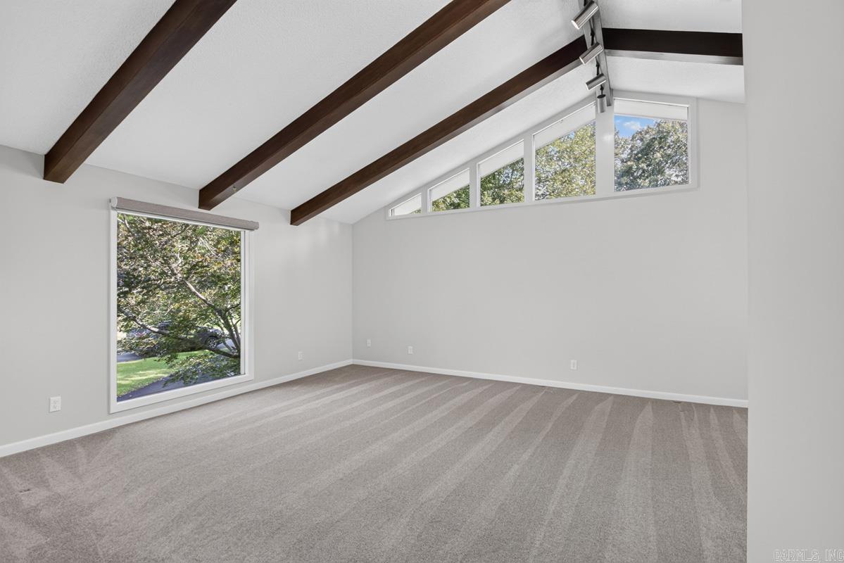 PLEASANT VALLEY - Residential