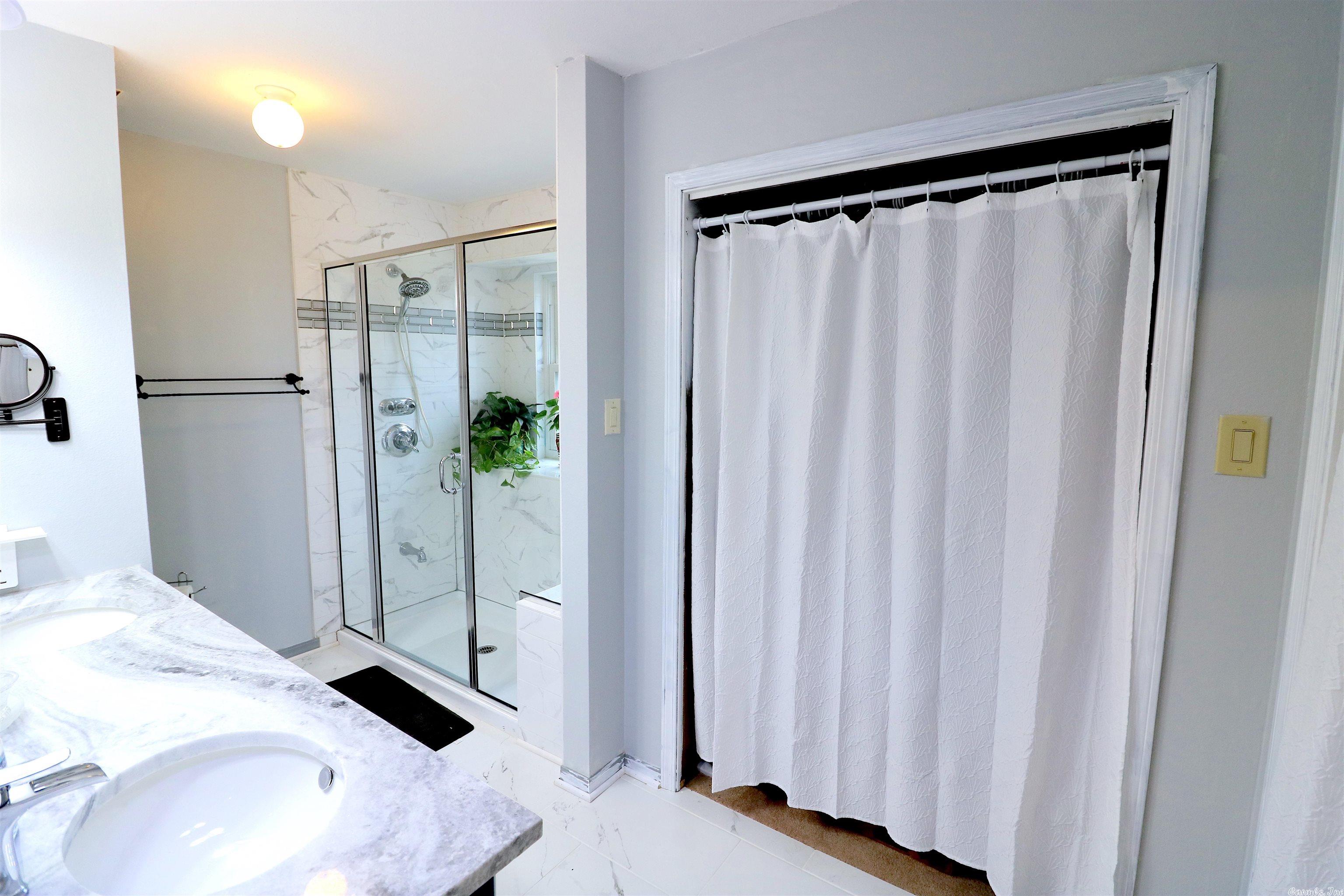 FOXWOOD - Residential