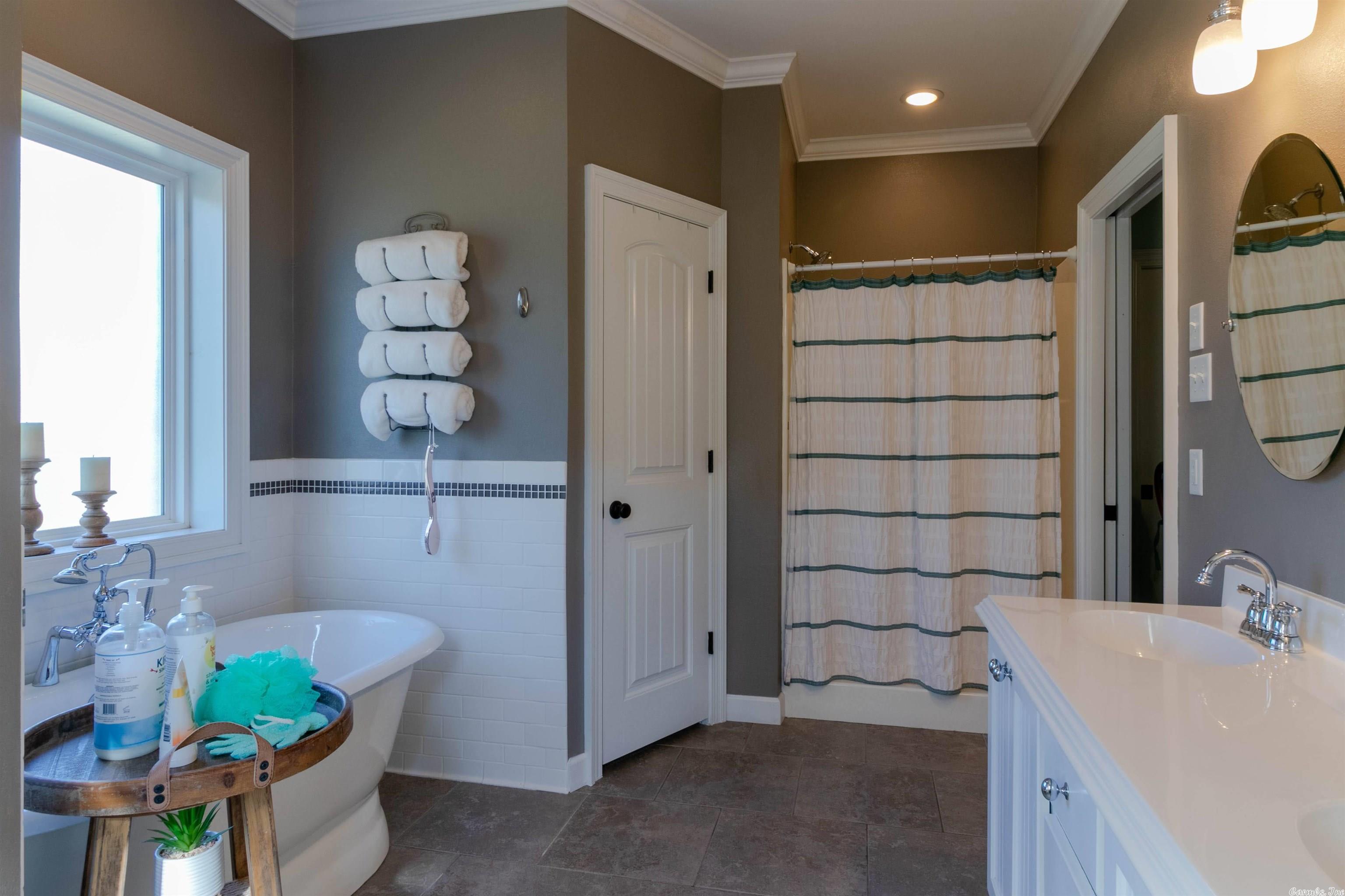 ORCHARD PARK - Residential
