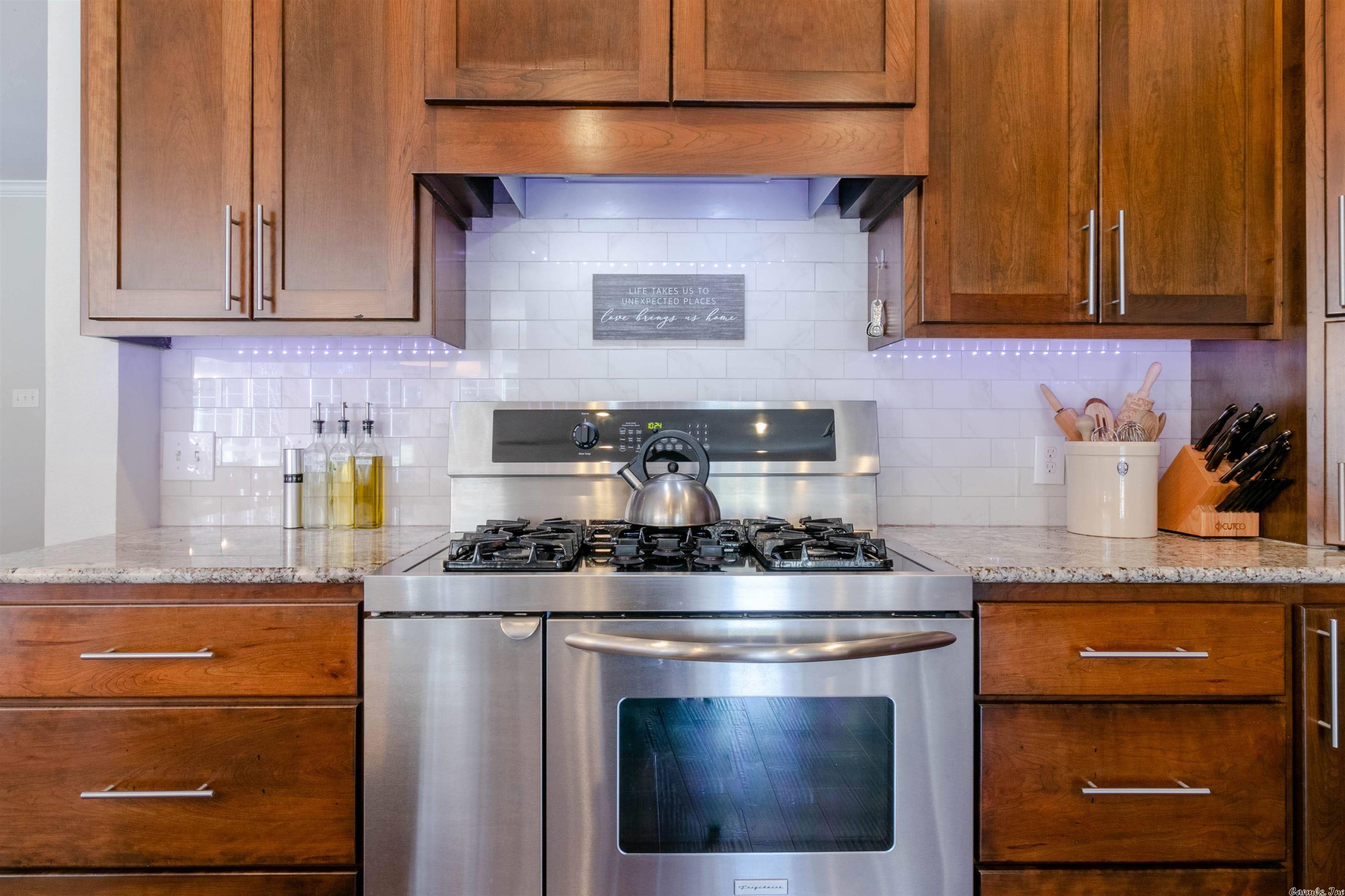 ORCHARD PARK - Residential