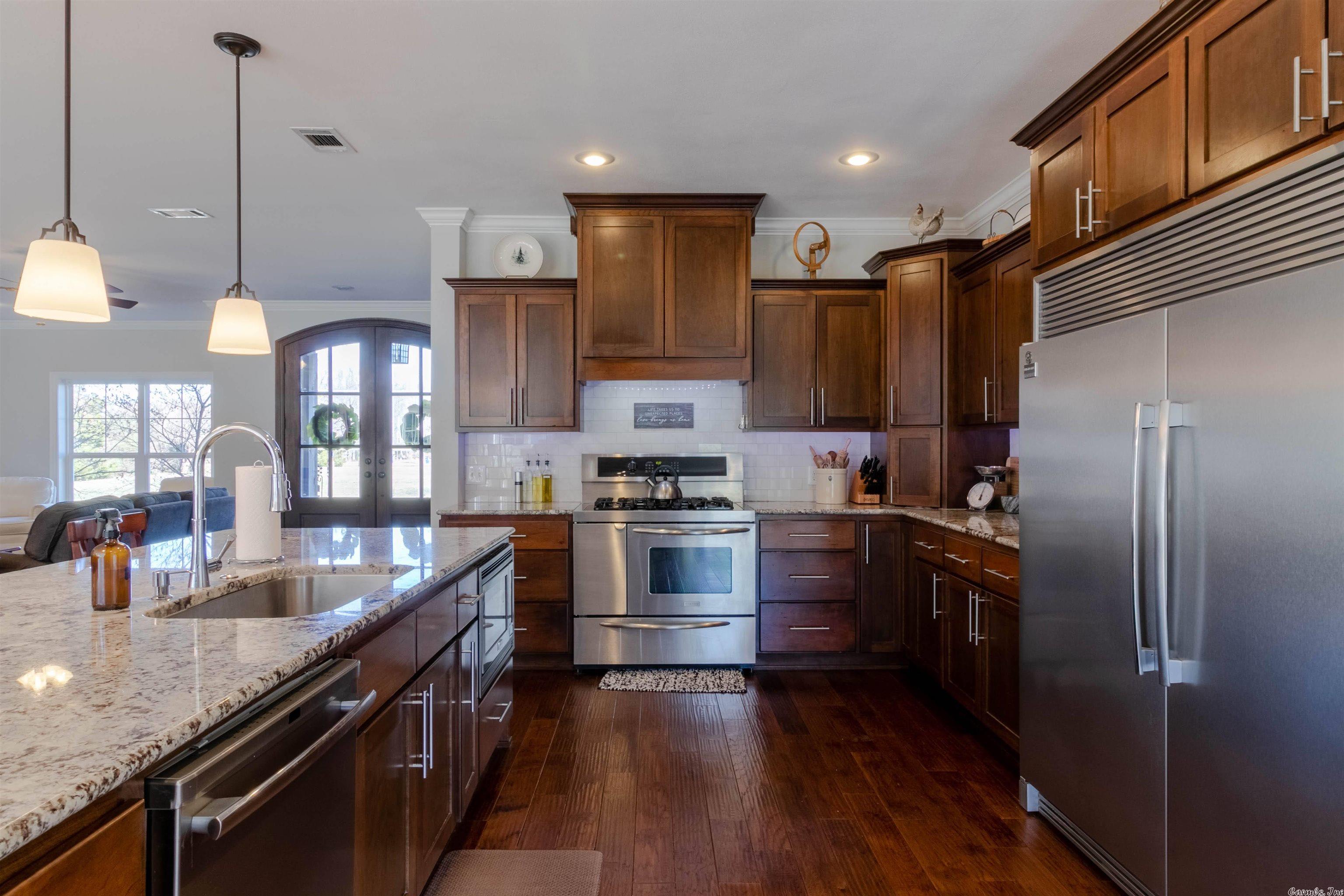 ORCHARD PARK - Residential
