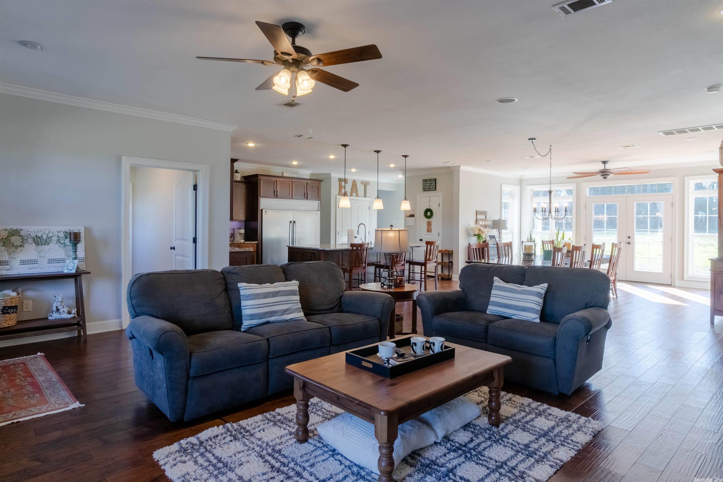 ORCHARD PARK - Residential