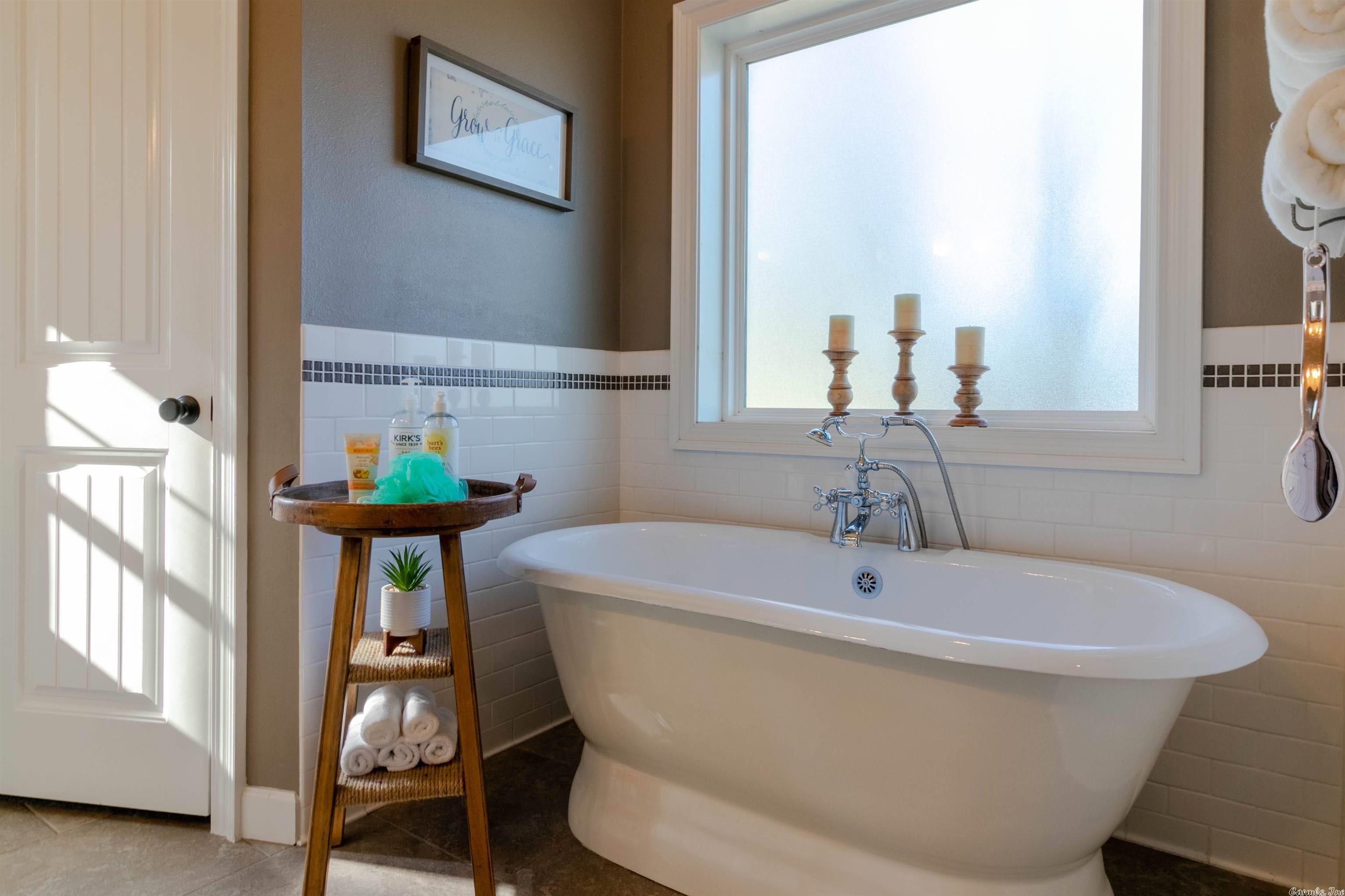 ORCHARD PARK - Residential