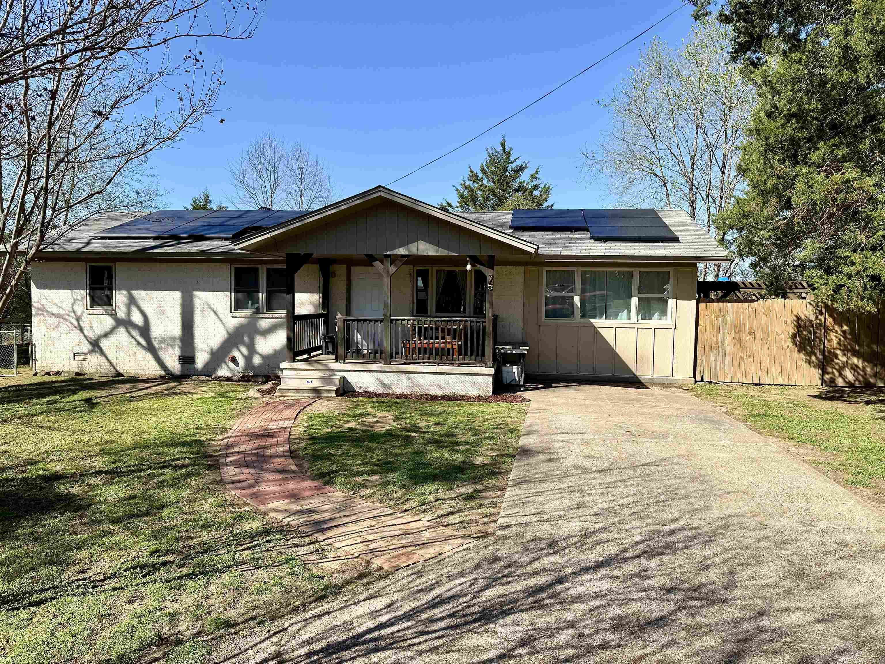 SUNNYBROOK - Residential