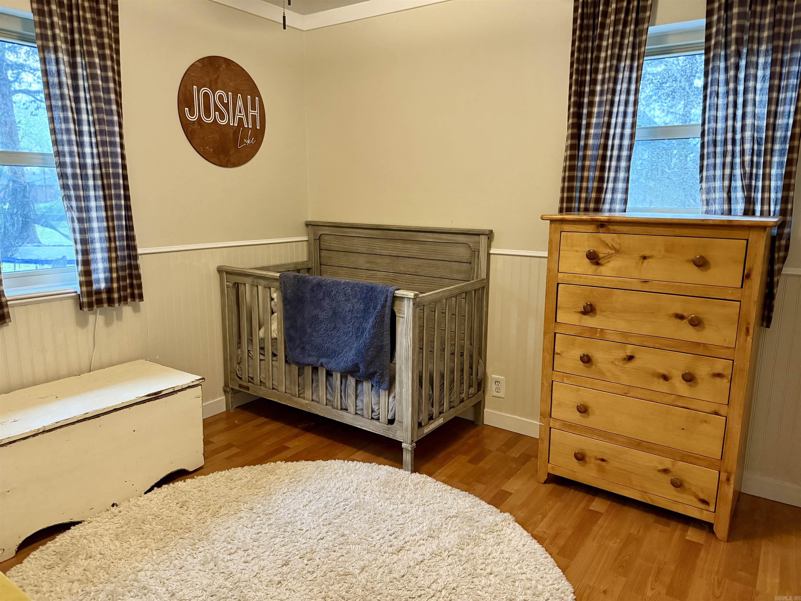 SUNNYBROOK - Residential