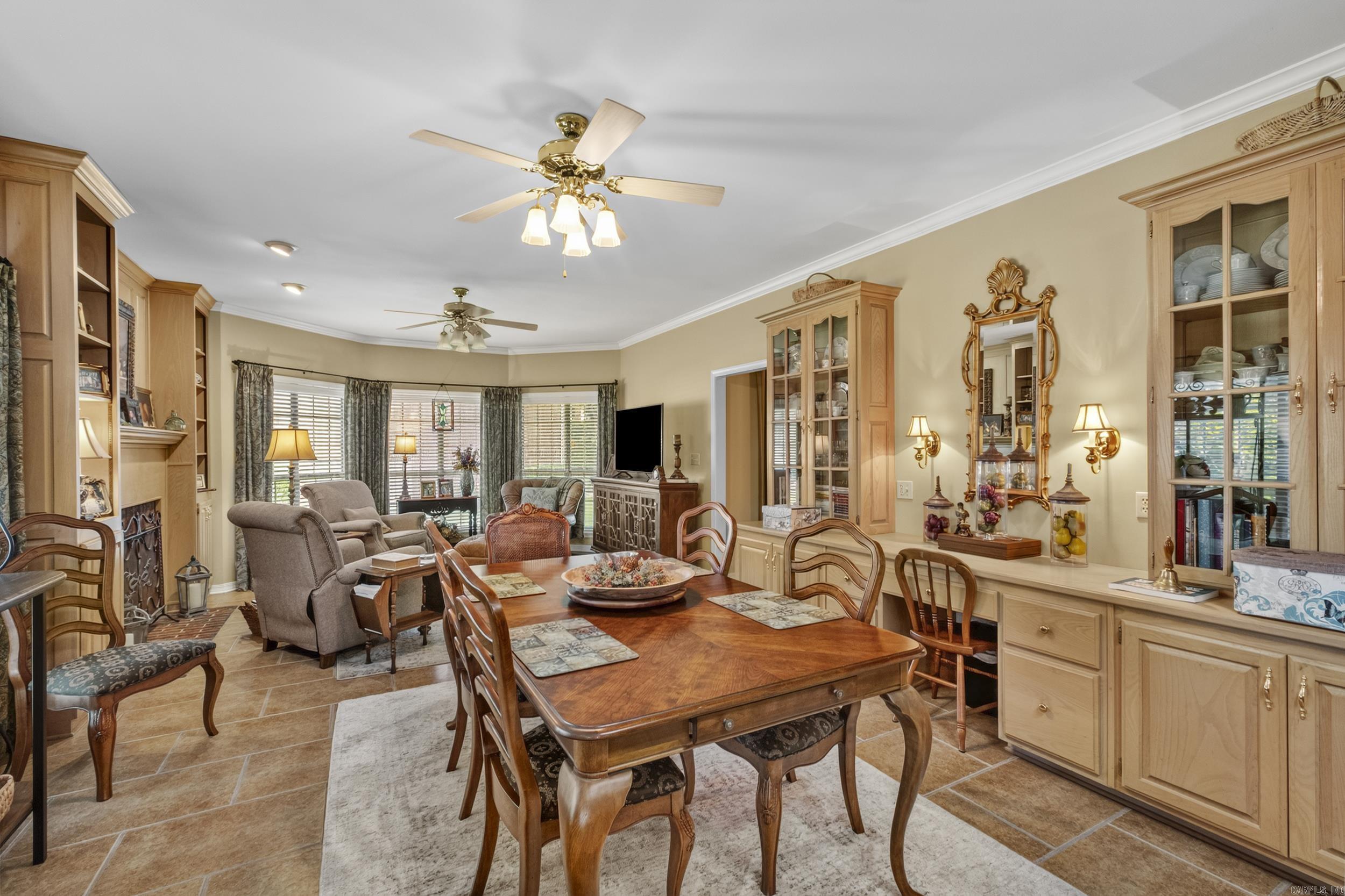 RIVER OAKS - Residential