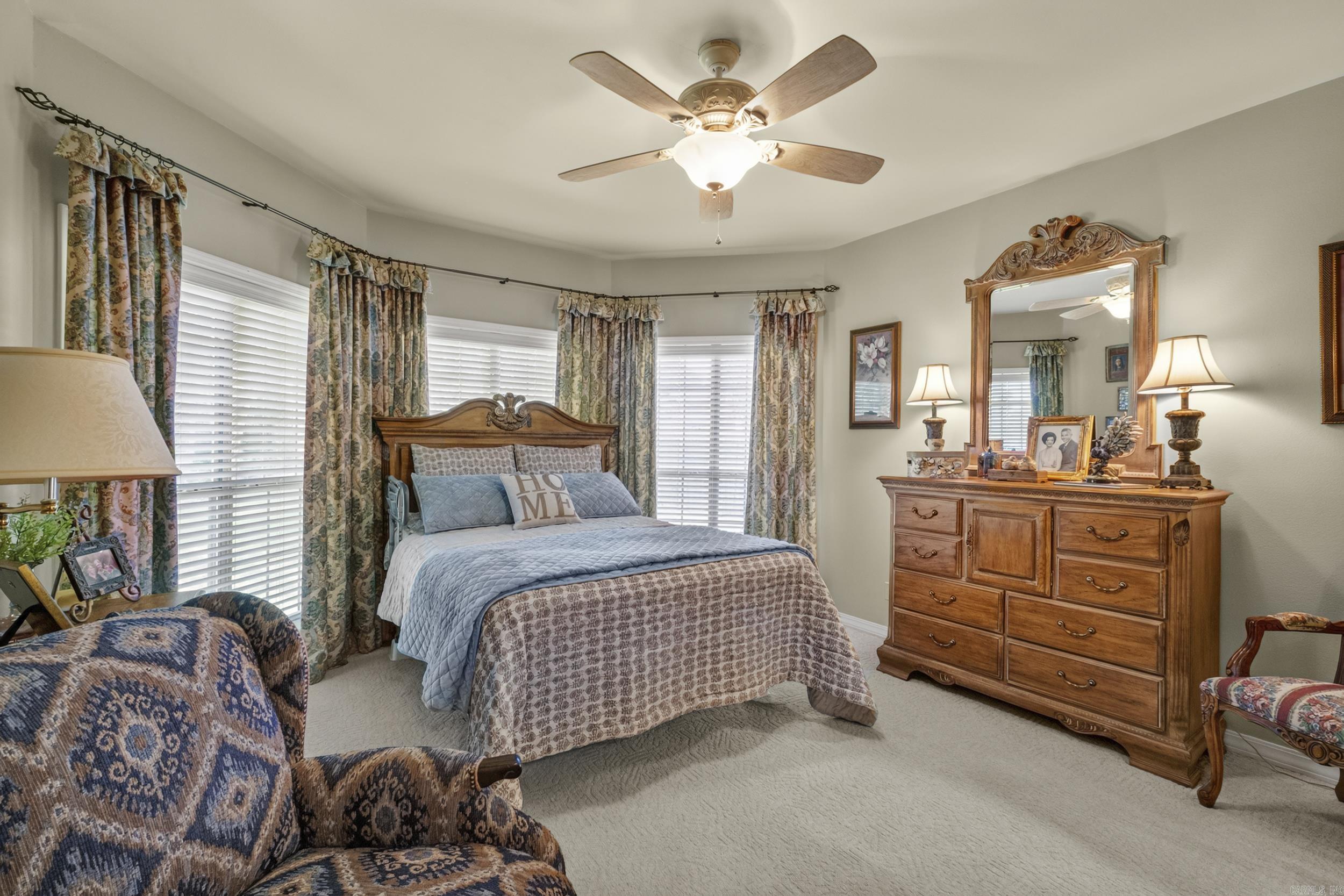RIVER OAKS - Residential