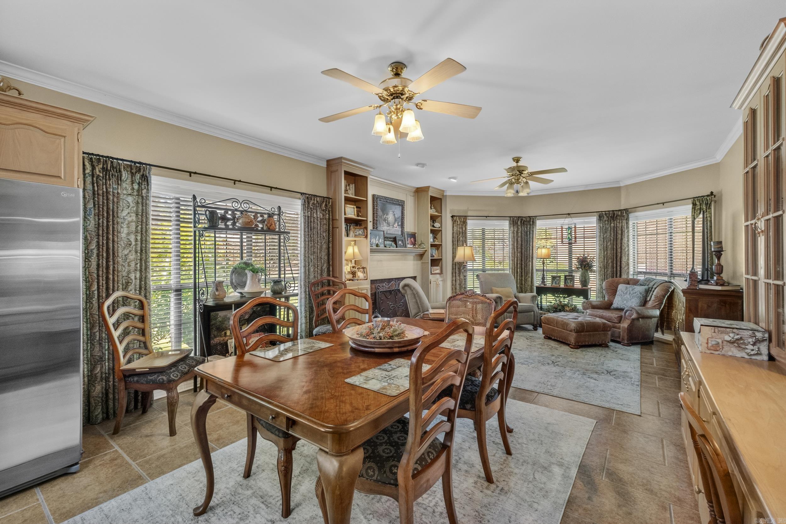 RIVER OAKS - Residential