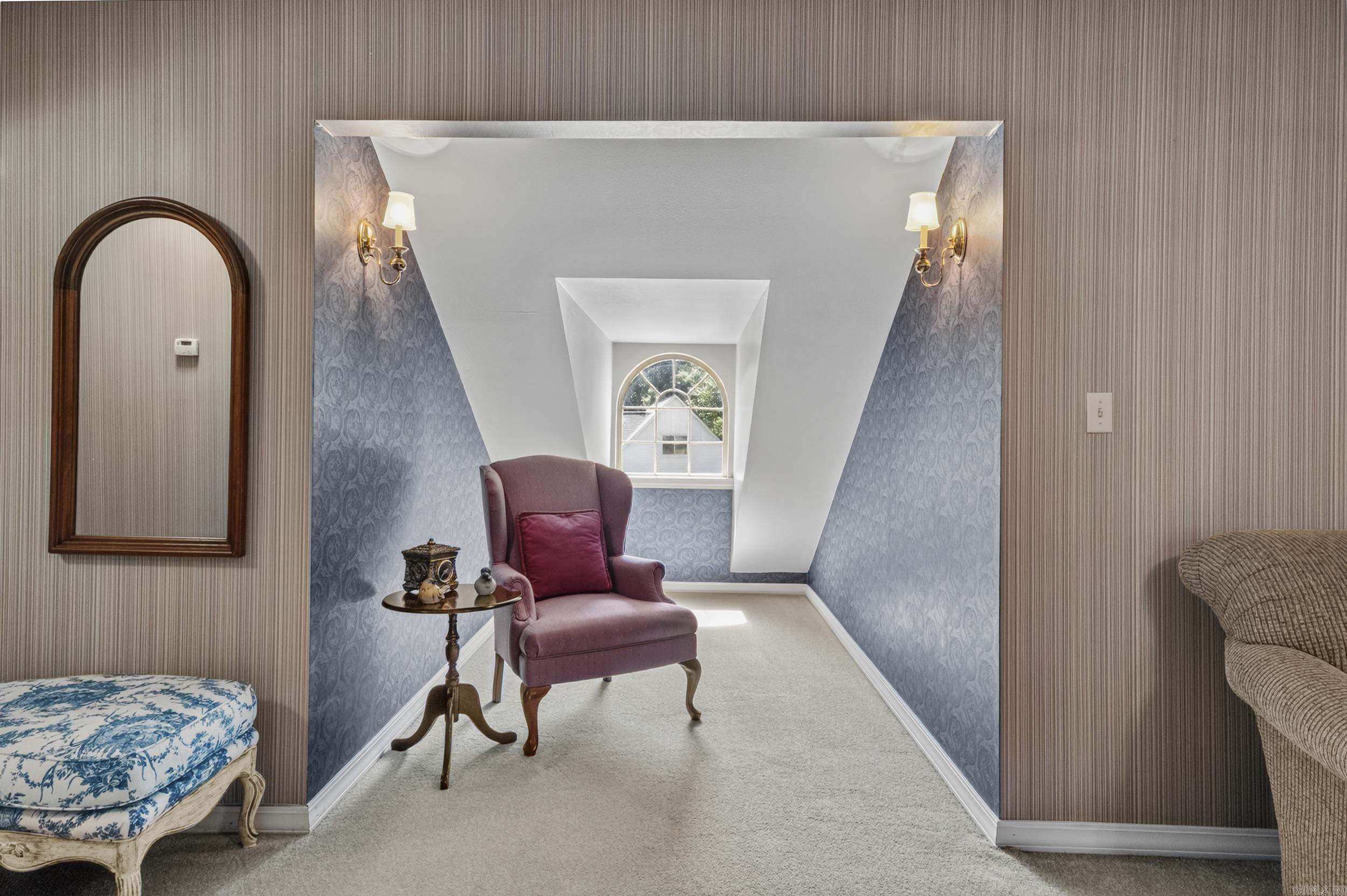RIVER OAKS - Residential