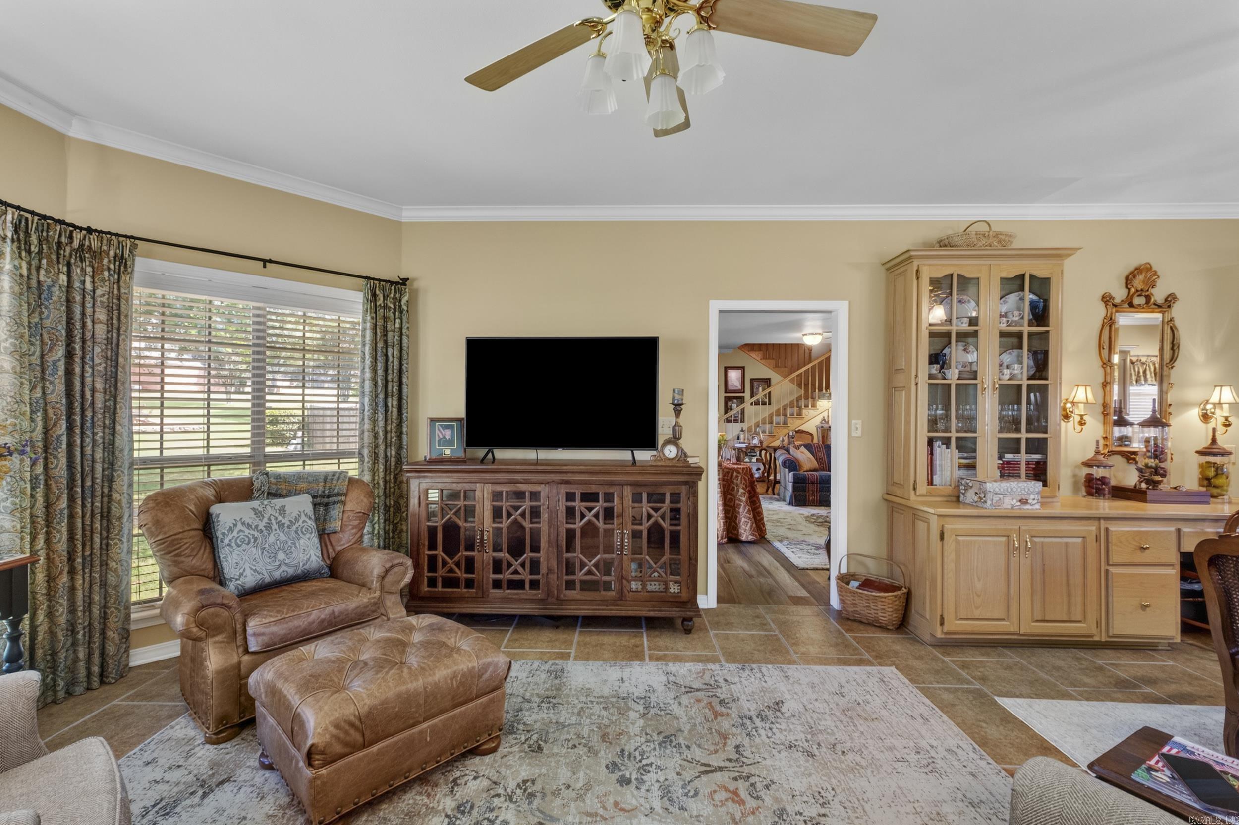 RIVER OAKS - Residential