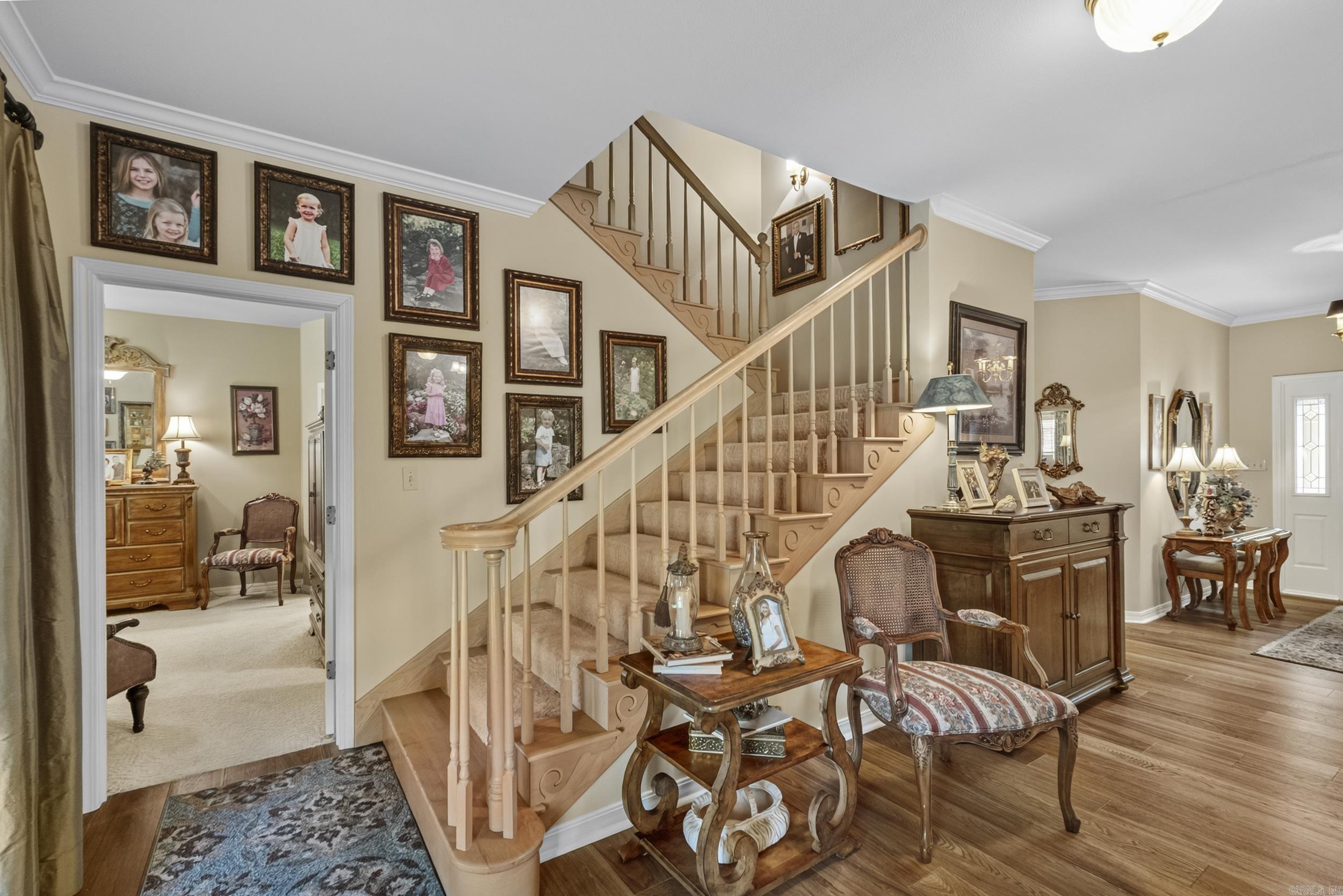 RIVER OAKS - Residential