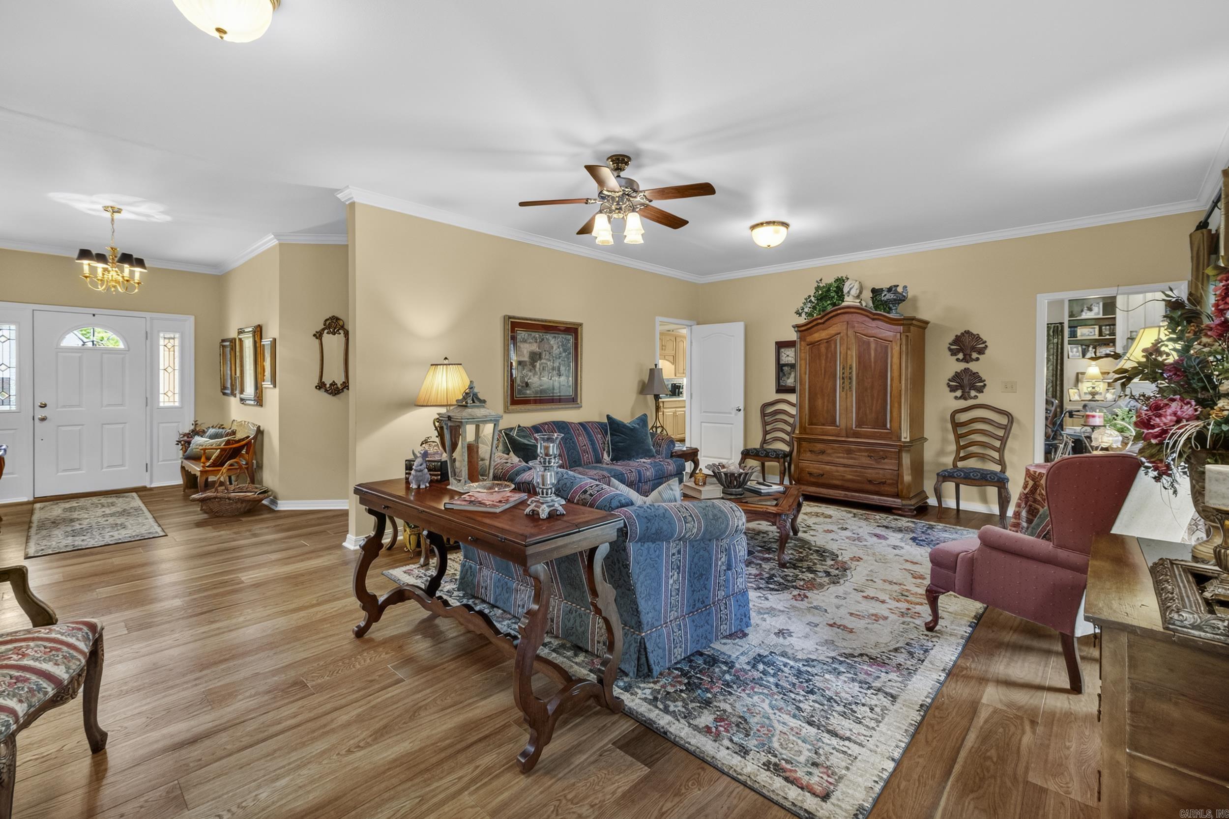 RIVER OAKS - Residential