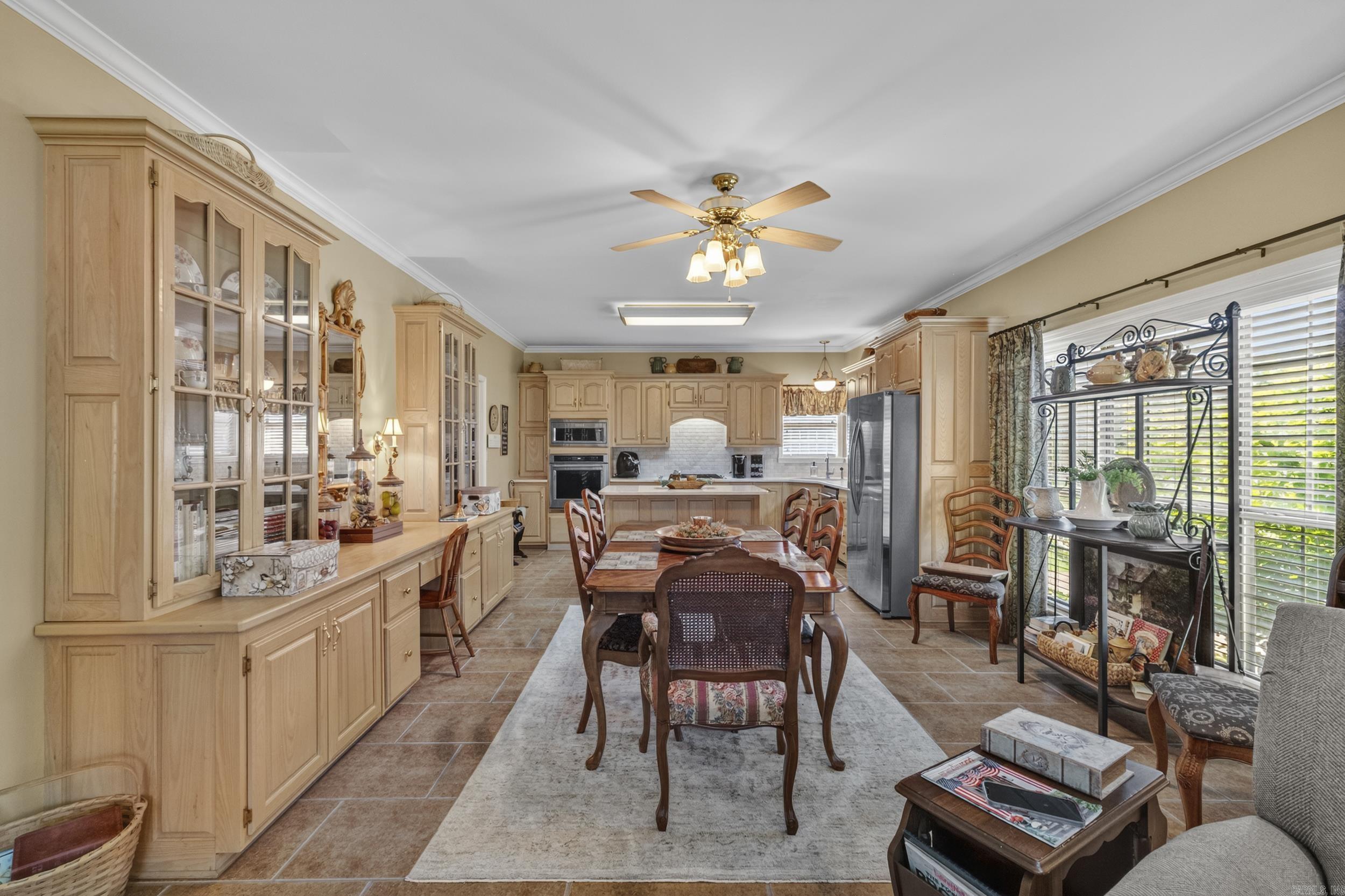 RIVER OAKS - Residential