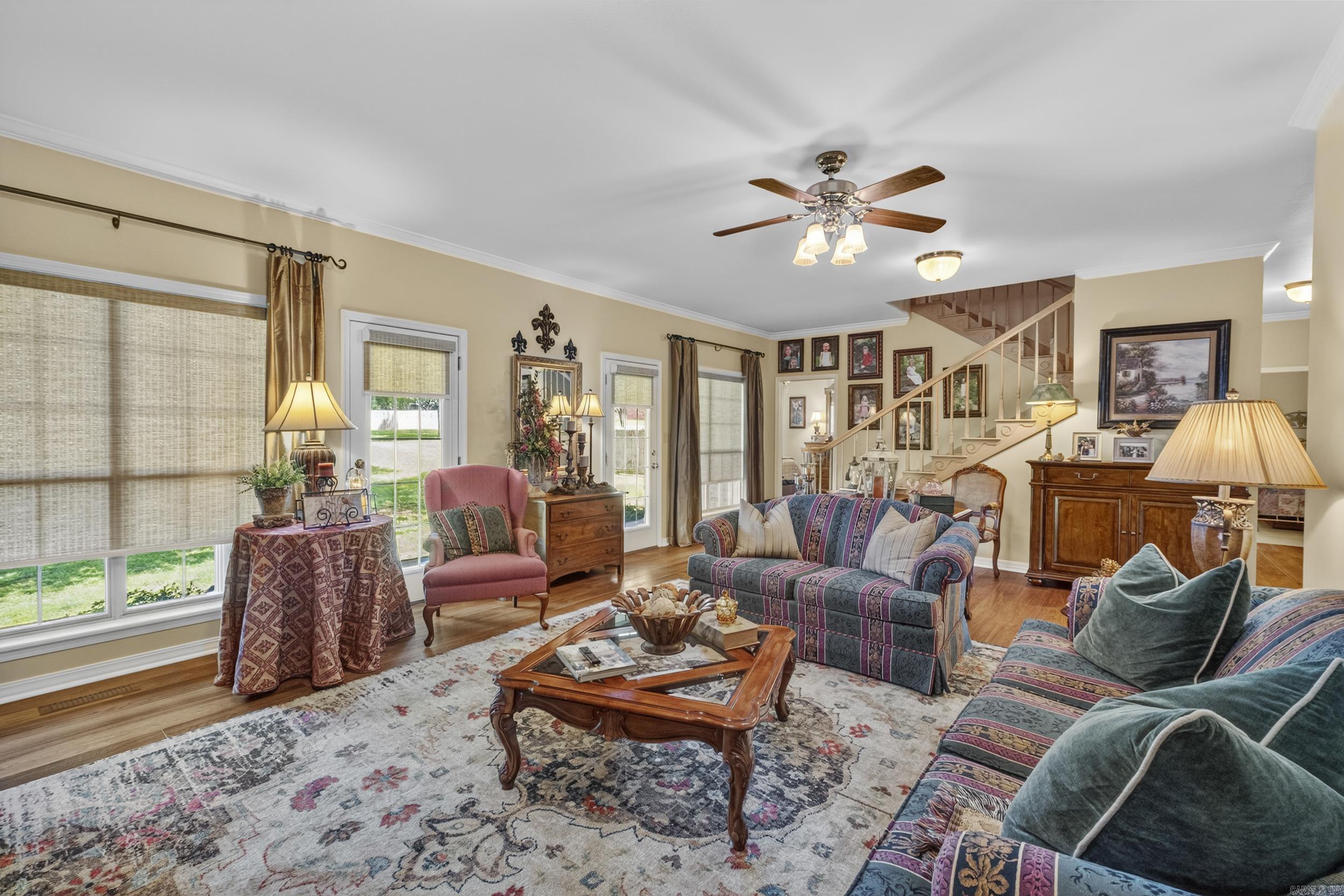 RIVER OAKS - Residential