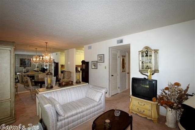 Desoto Courts - Residential