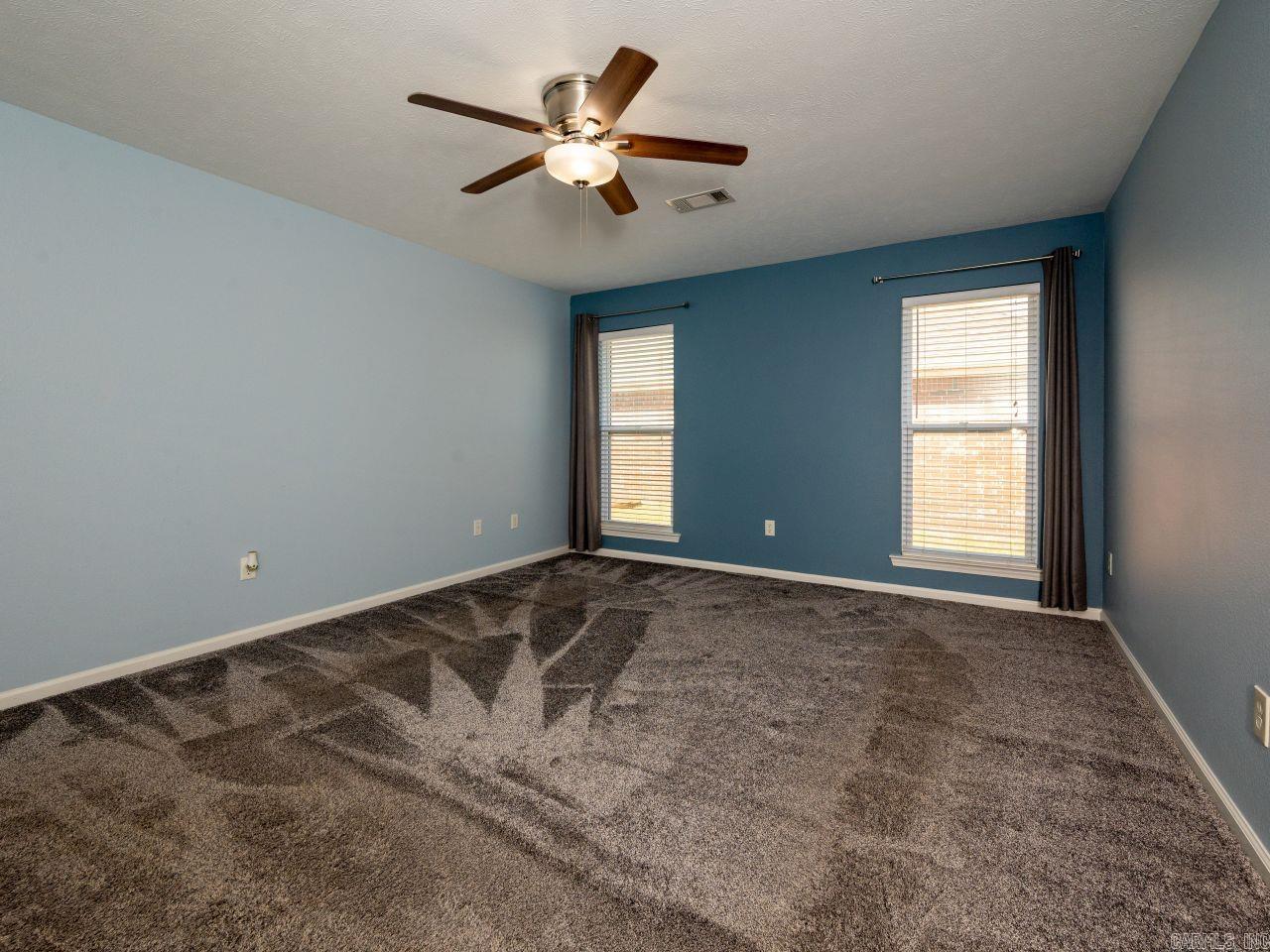 SPRING VALLEY - Residential