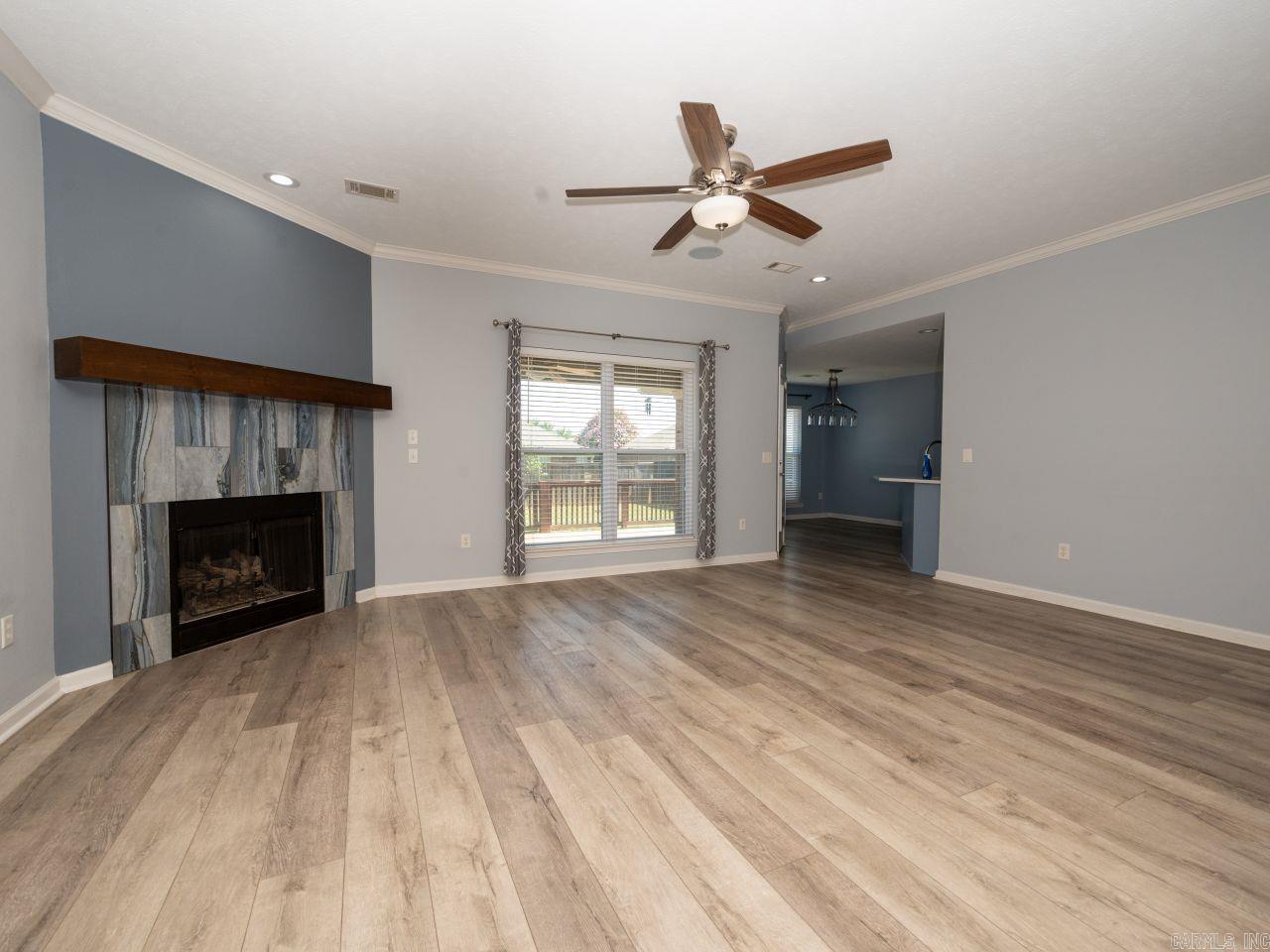 SPRING VALLEY - Residential