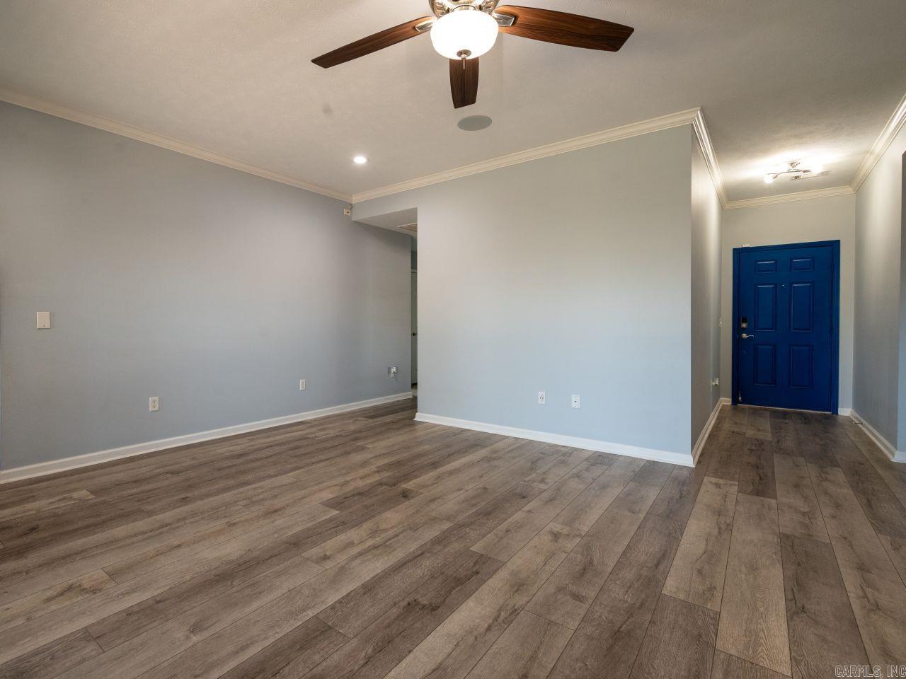 SPRING VALLEY - Residential