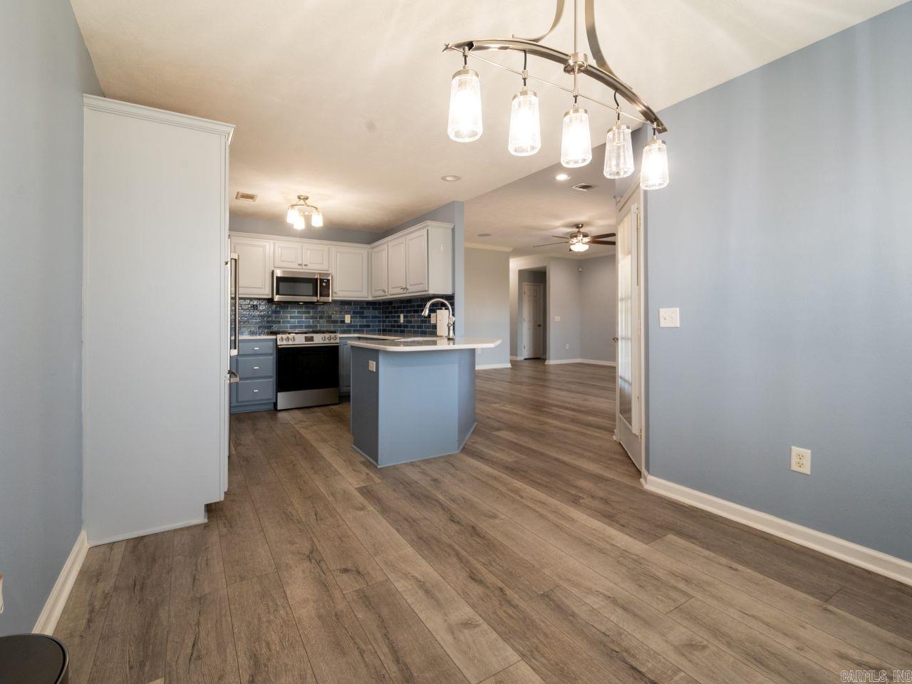 SPRING VALLEY - Residential