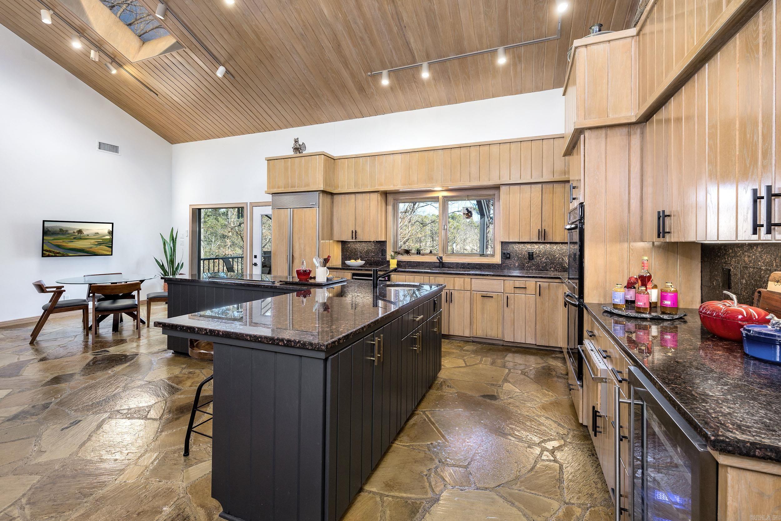 PLEASANT VALLEY - Residential