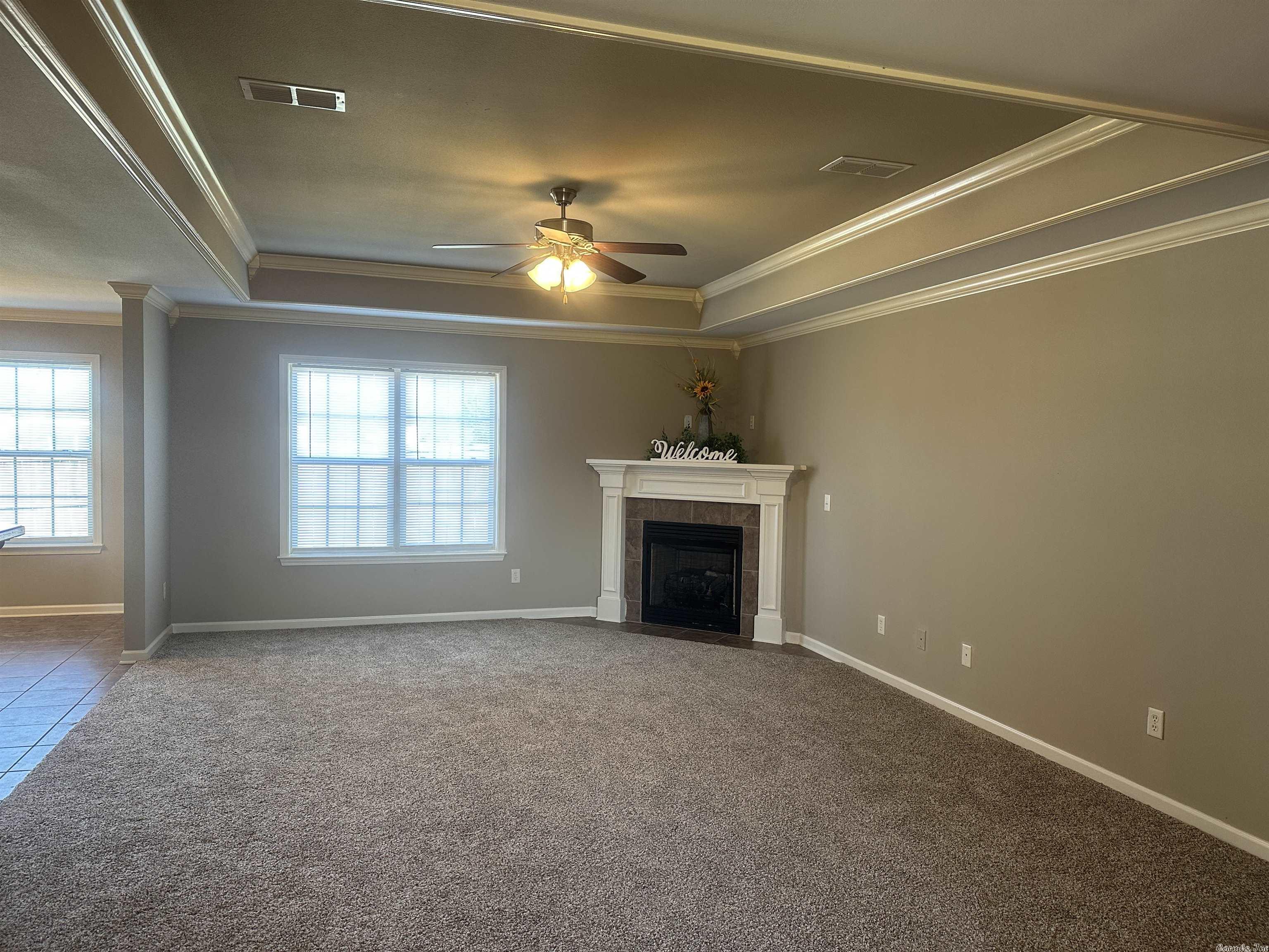 STONEHENGE PLACE - Residential