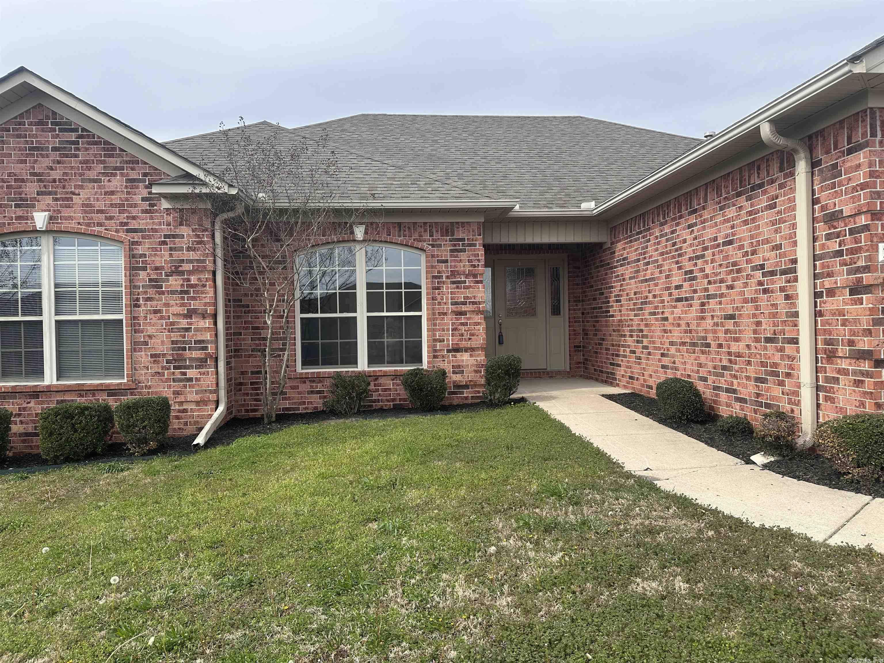 STONEHENGE PLACE - Residential